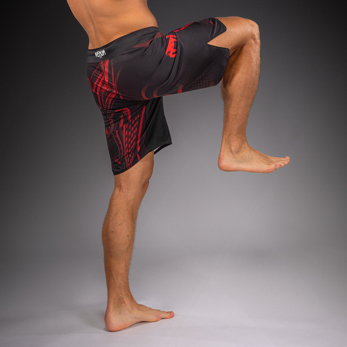 Crimson Viper 2.0 Fightshorts Black/Red