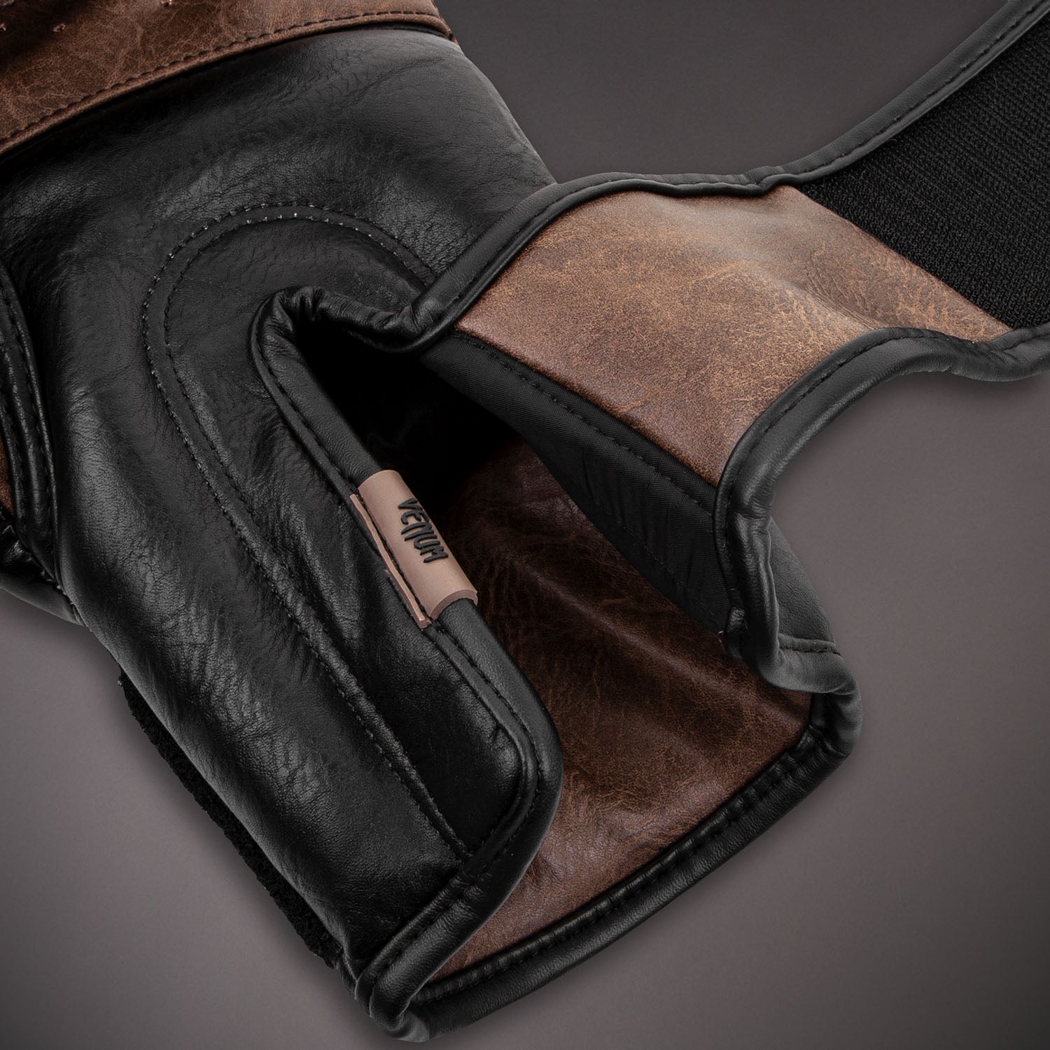 Venum Impact Boxing Gloves - Venum