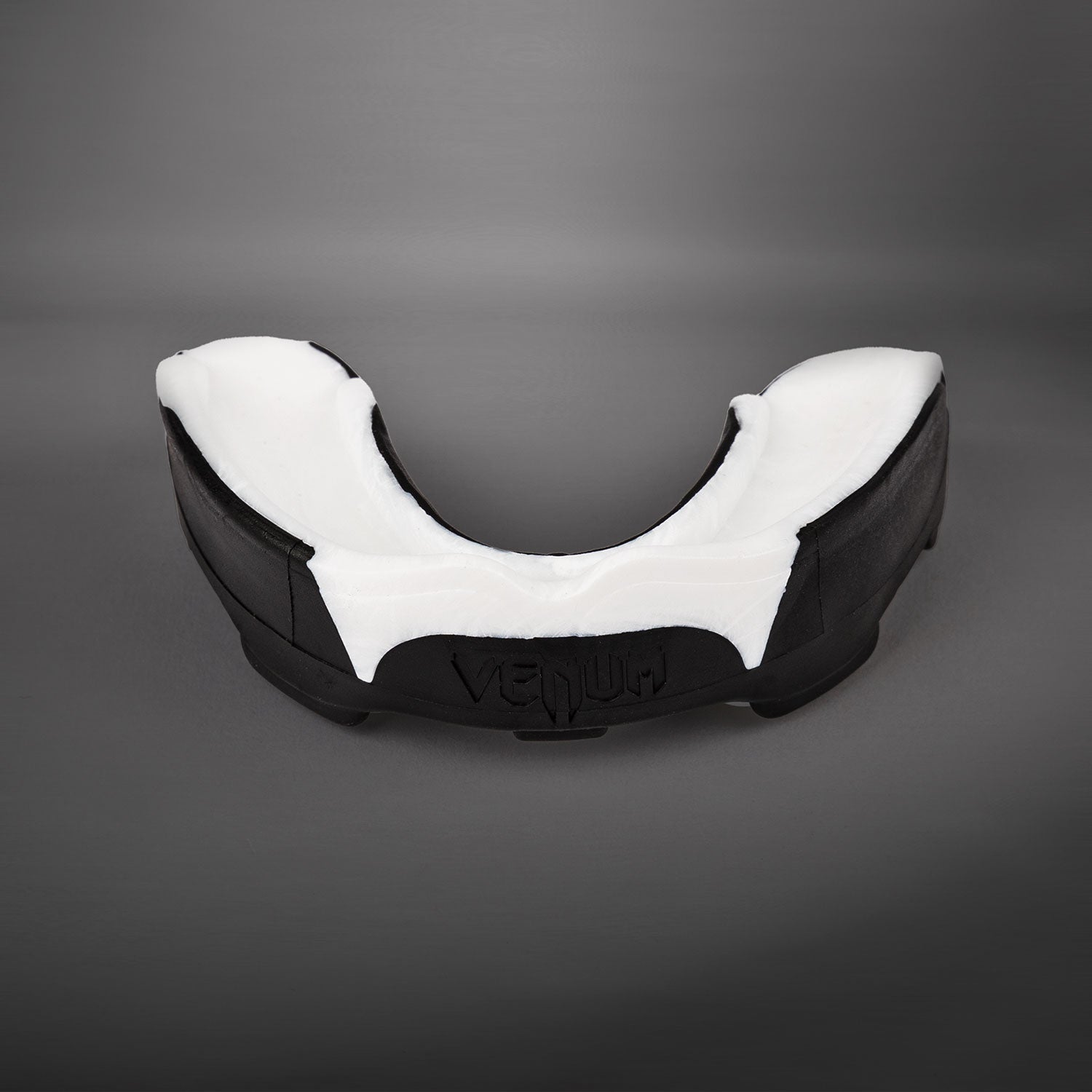 Venum Predator Mouthguard - Thumbnail 2