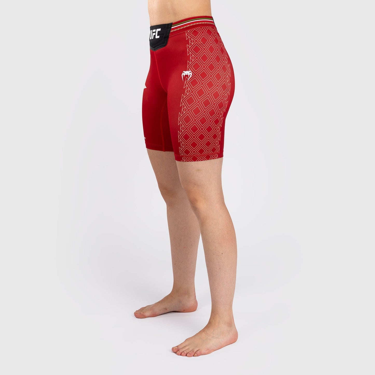 Noche UFC by Venum Authentic Fight Night Women’s Vale Tudo Short - Long Fit - Red