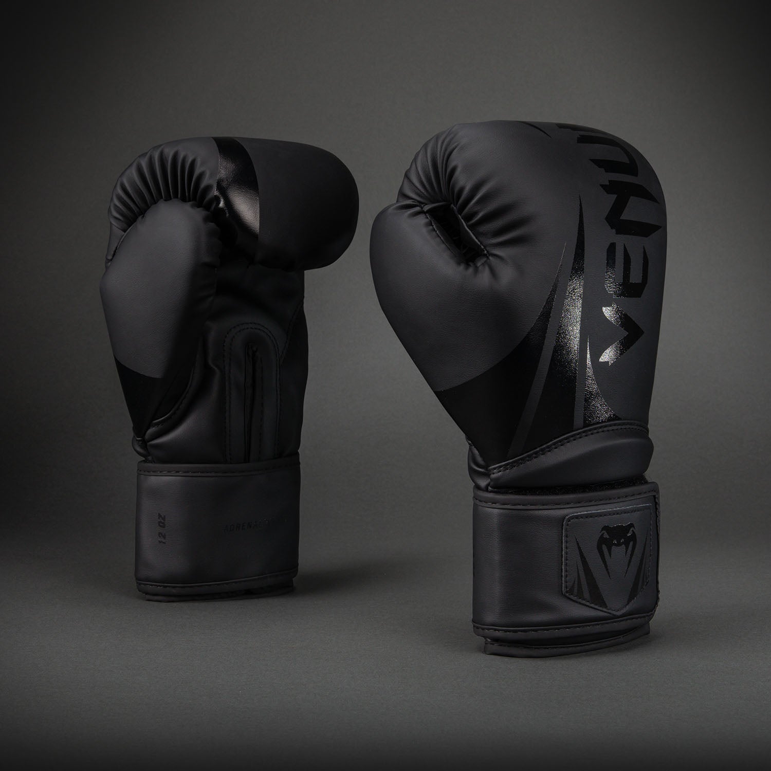 Venum Challenger 2.5 boxing gloves view 2
