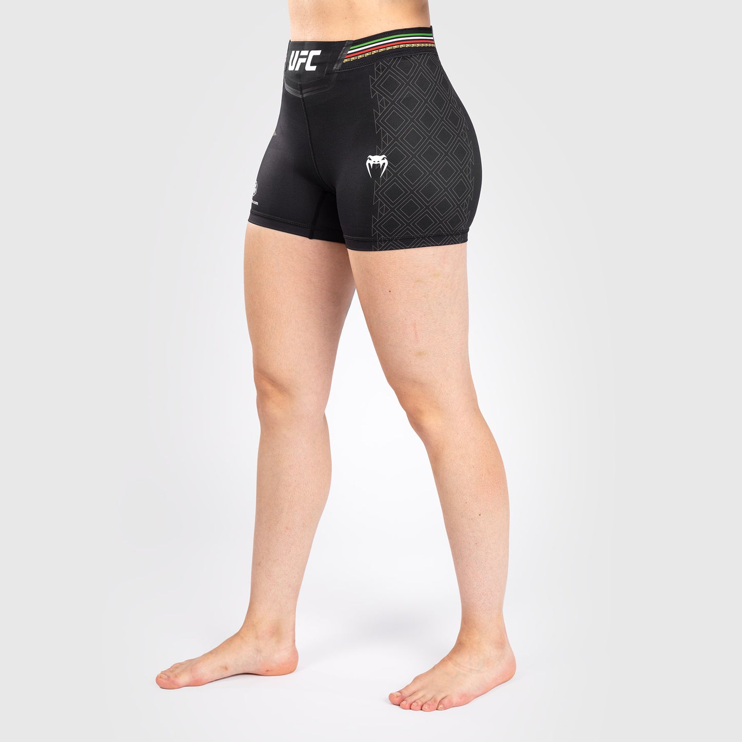 Noche UFC by Venum Authentic Fight Night Women’s Vale Tudo Short - Short Fit - Black