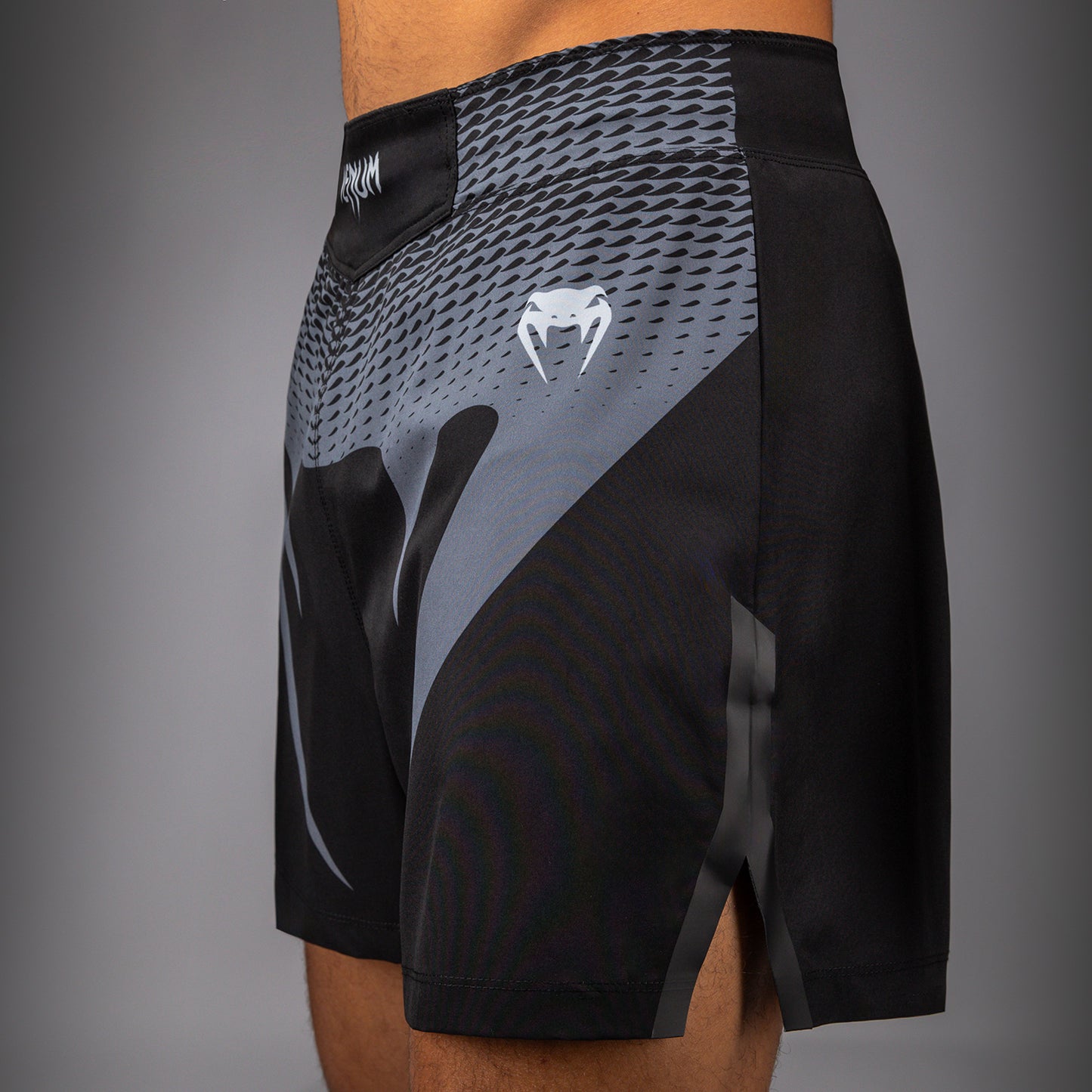 Venum No Gi Fightshorts - Black/ Silver Grey