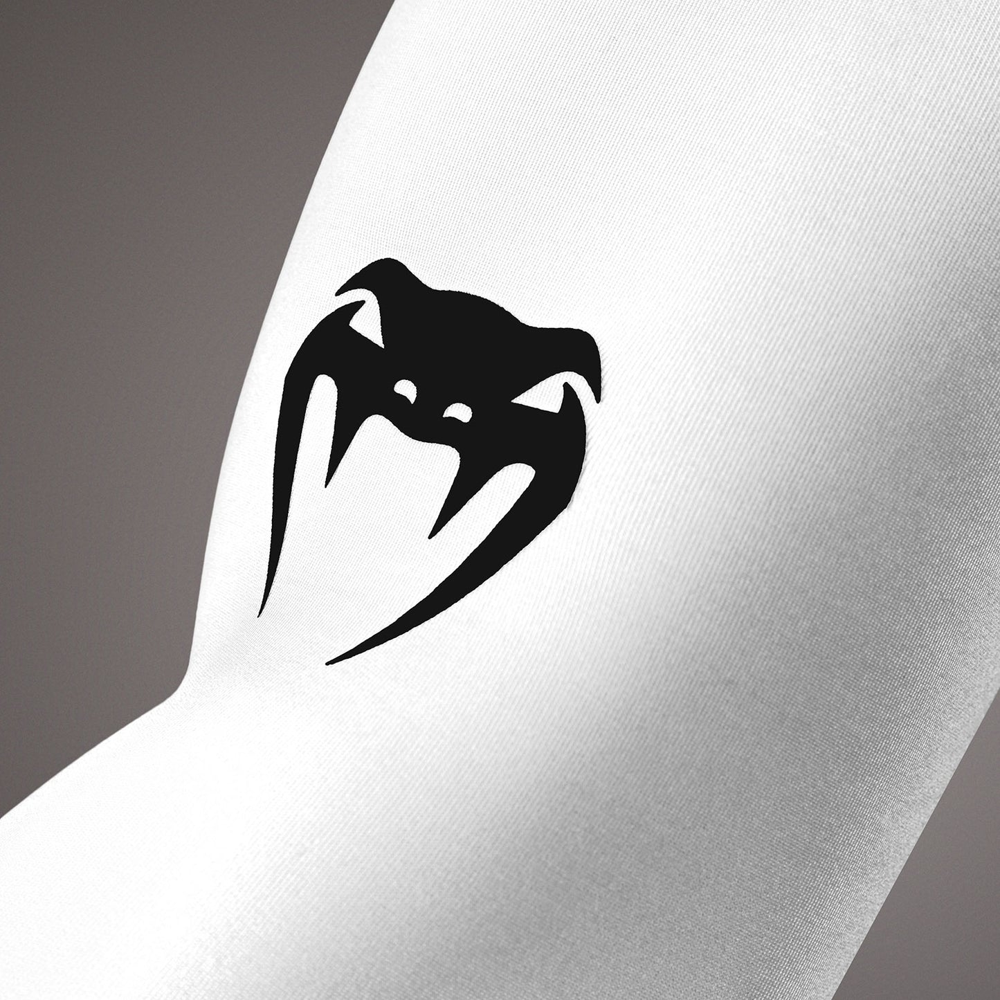 Venum Lineup Arm Sleeves - White/Black