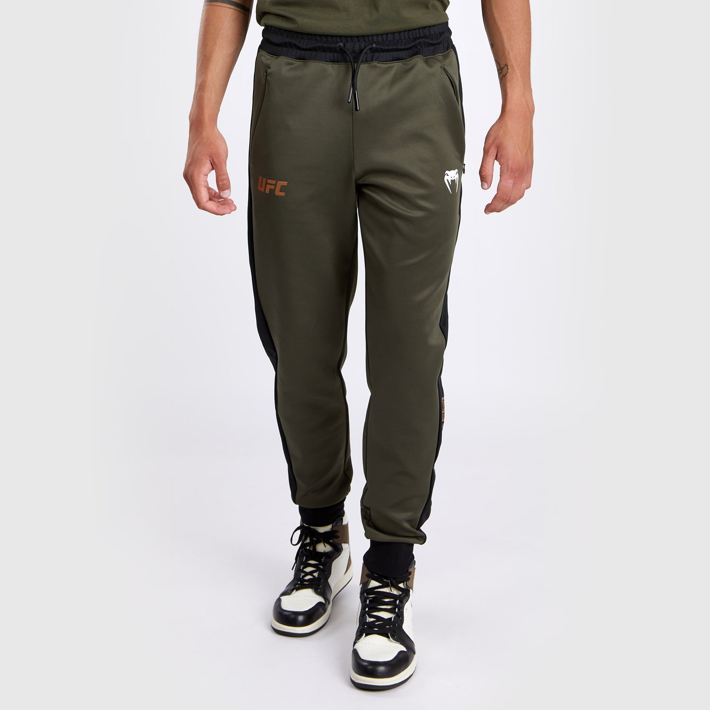 UFC Adrenaline by Venum Fight Week Men’s Performance Jogging Pants - Khaki/Bronze