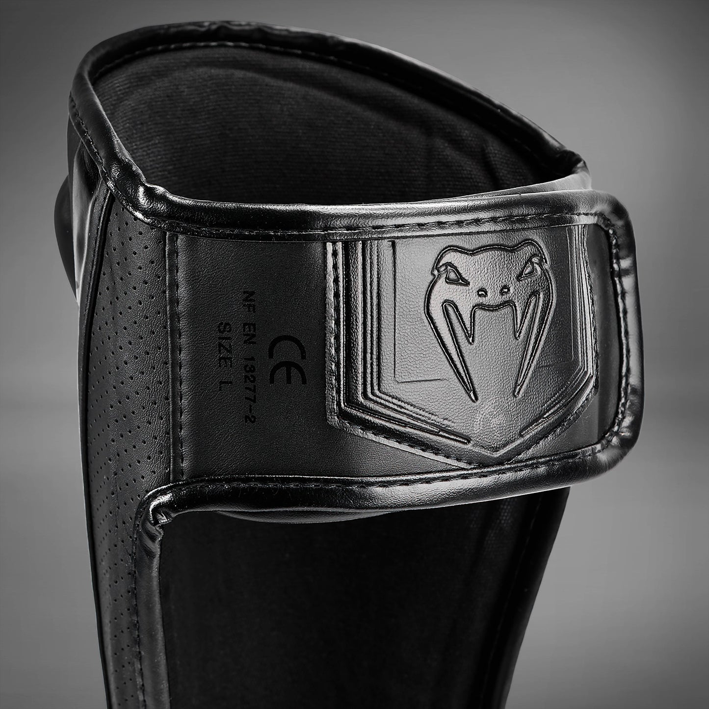 Shin Guards Elite Evo Venum - Black/Black