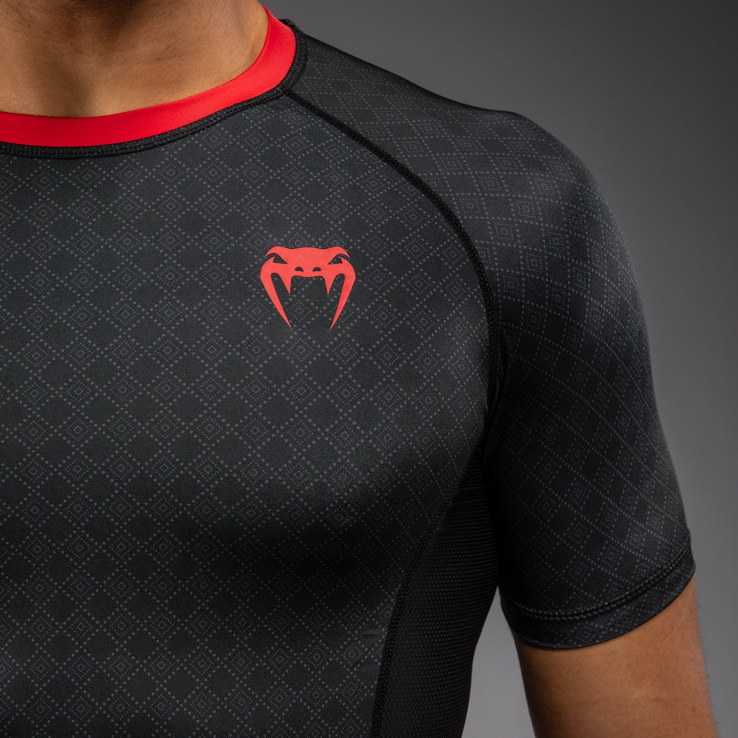 Venum x Roger Gracie Signature Short Sleeve Rashguard - Black/Red