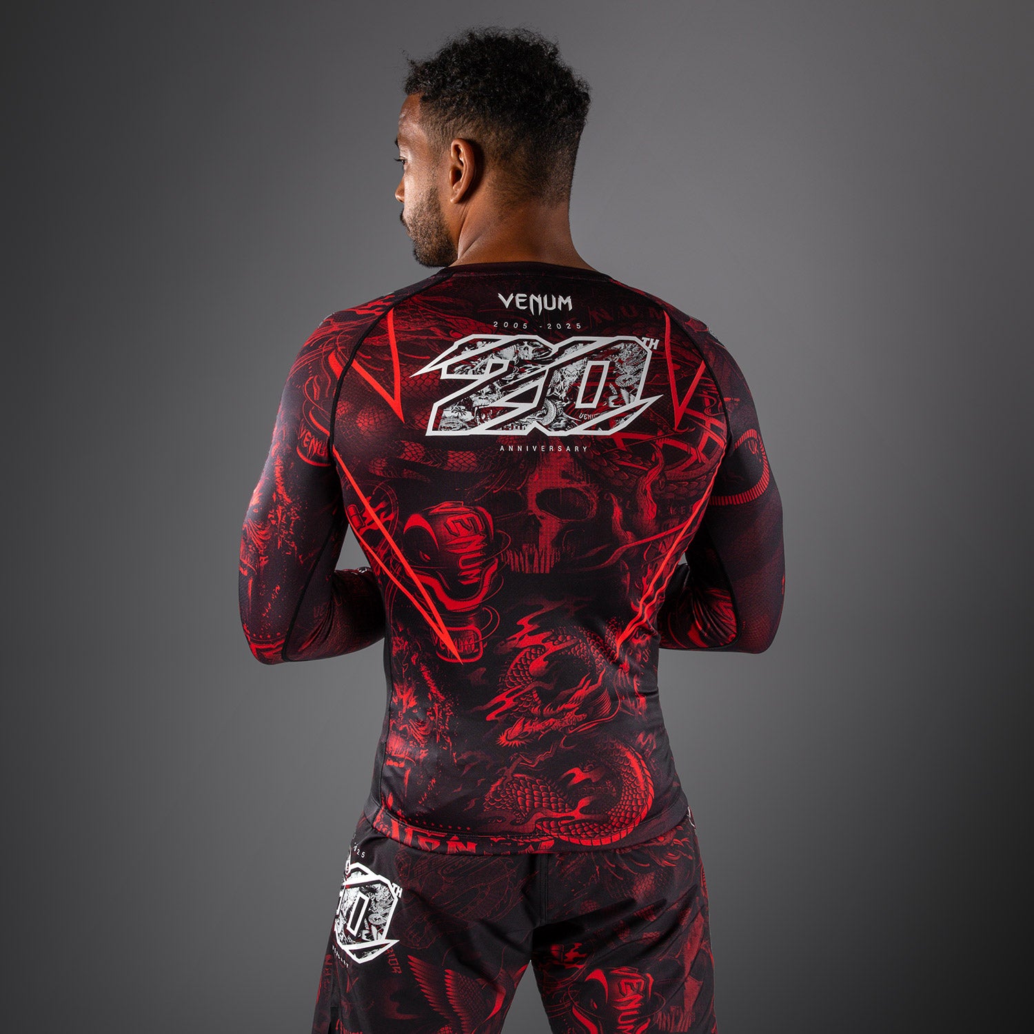 Venum 20th Anniversary Long Sleeve Rashguard - Black/Red - Venum