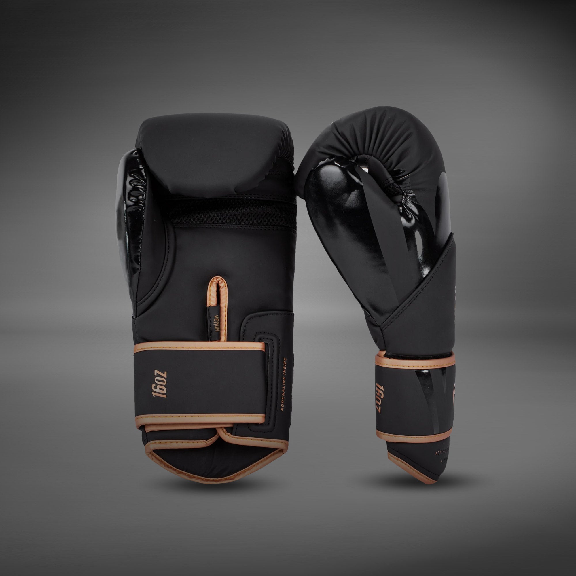新品タグ付き　8オンスVENUM ヴェヌム　グローブ Challenger4.0 Venum Challenger 4.0 Boxing Gloves - Black/Bronze - Venum