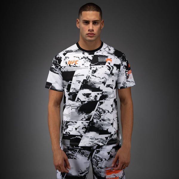 shizugakuサッカーウェア ホワイト/ブラック Men's UFC Zenith by Venum White Authentic Fight Week Performance