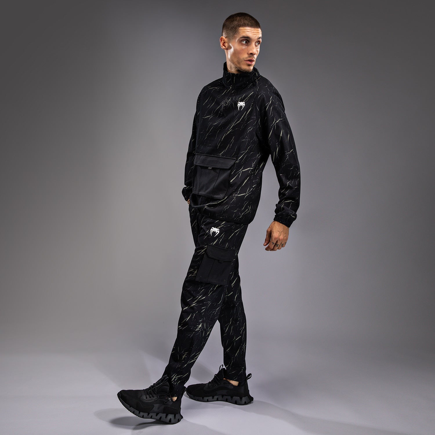 Venum Trooper Men's Half-Zip Jacket - Black/Stone Sand - Venum