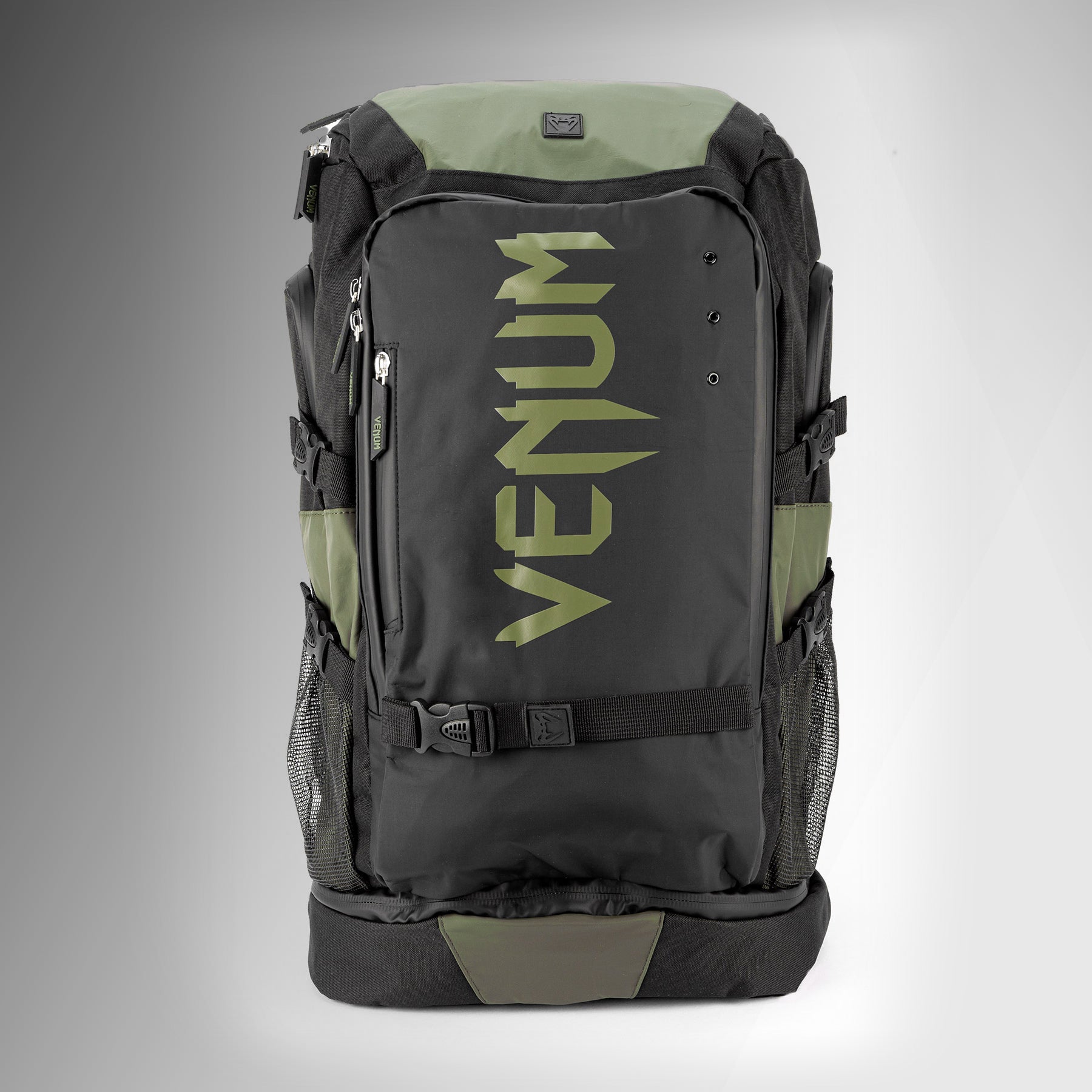 venum  リュック　高騰　難あり Venum Challenger Xtrem Evo BackPack - Khaki/Black - Venum