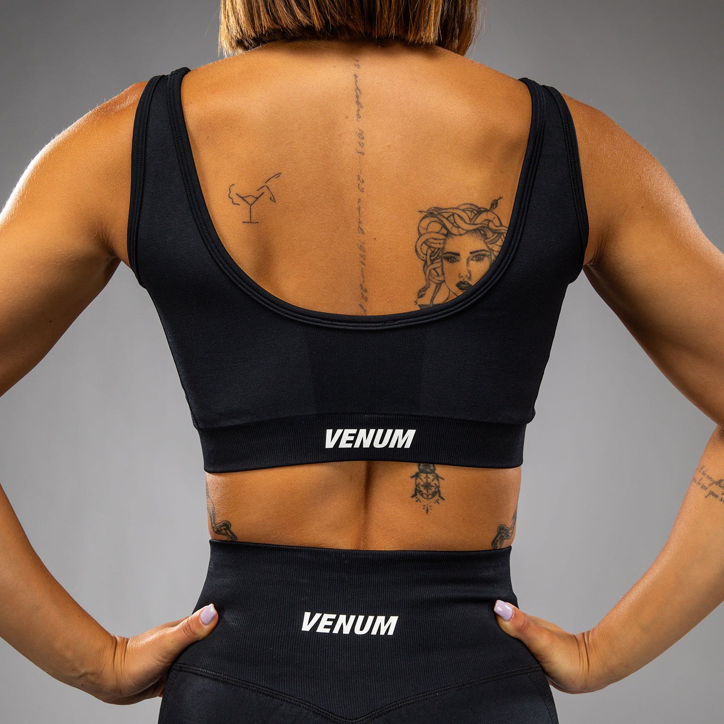 Venum Sculpt Long Sports Bra - Black/White