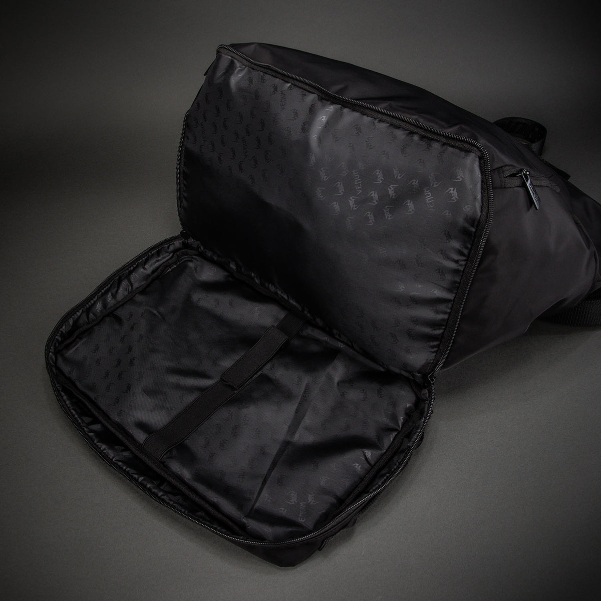 Venum Essential Sports Bags - Black