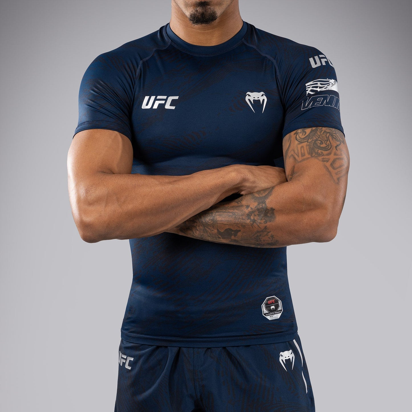 Venum UFC Fusion Fight Week Rashguard Performance a Manica Corta da Uomo Venum UFC Fusion Fight Week Rashguard Performance a Manica Corta da Uomo