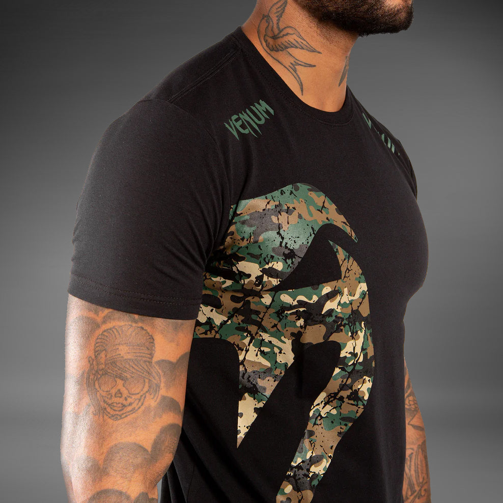 Venum Original Giant T-Shirt - Black/Forest-Camo