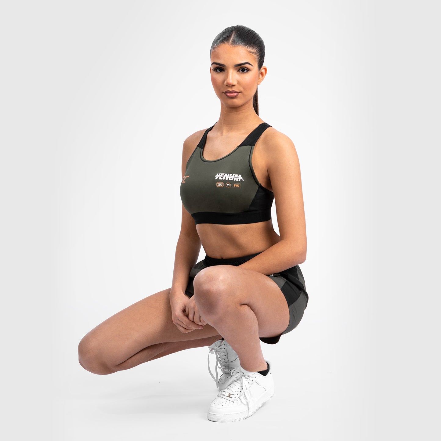 UFC Adrenaline by Venum Fight Week Women’s Sports Bra - Khaki/Bronze