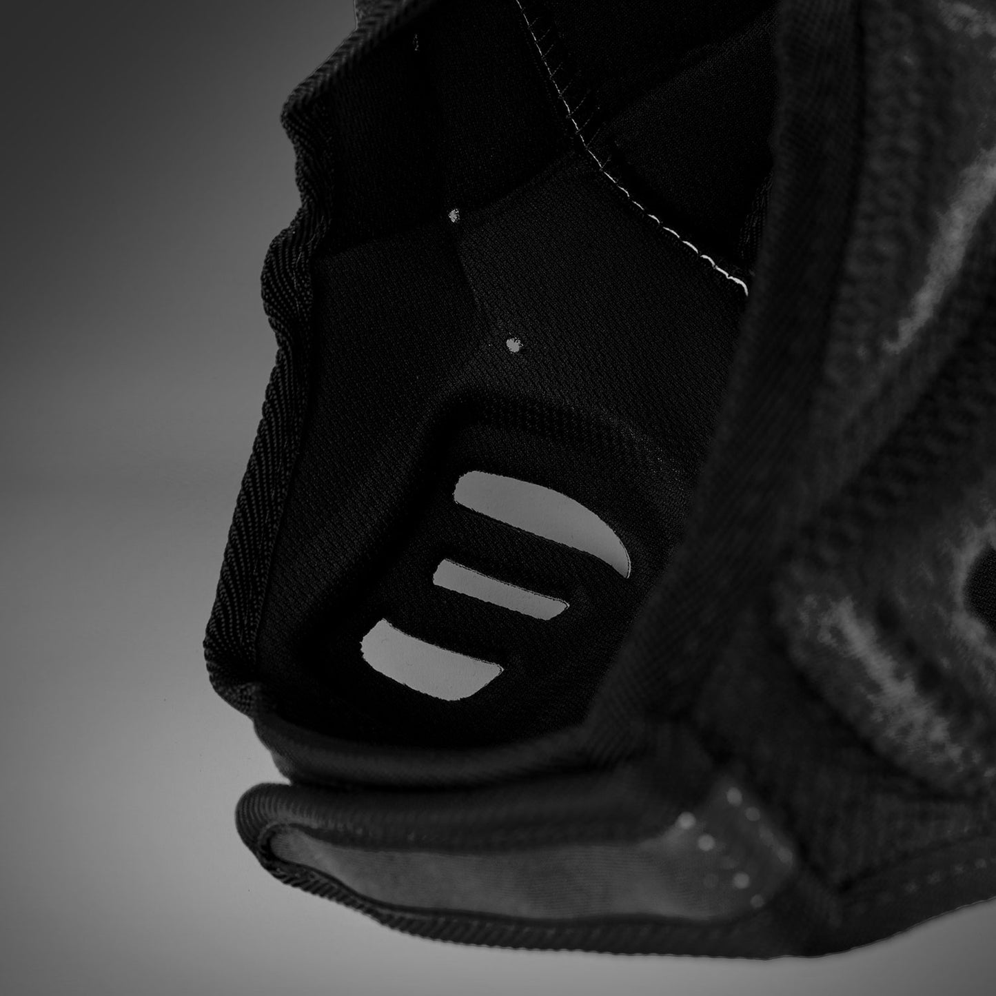 Venum Elite Protect Softshell Helmet - Black/White
