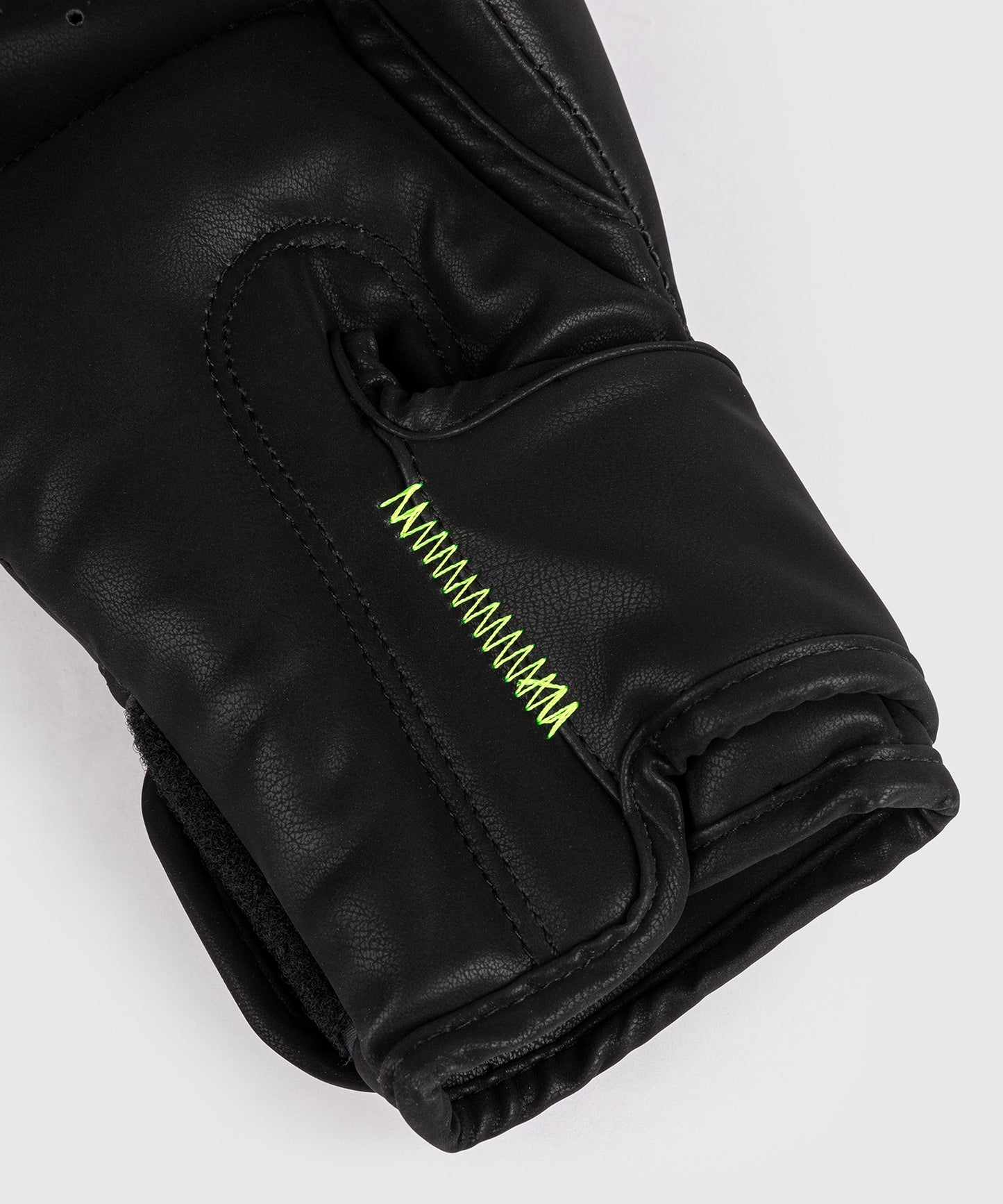 Venum Training Camp 4.0 Boxing Gloves - Black/Neon Green