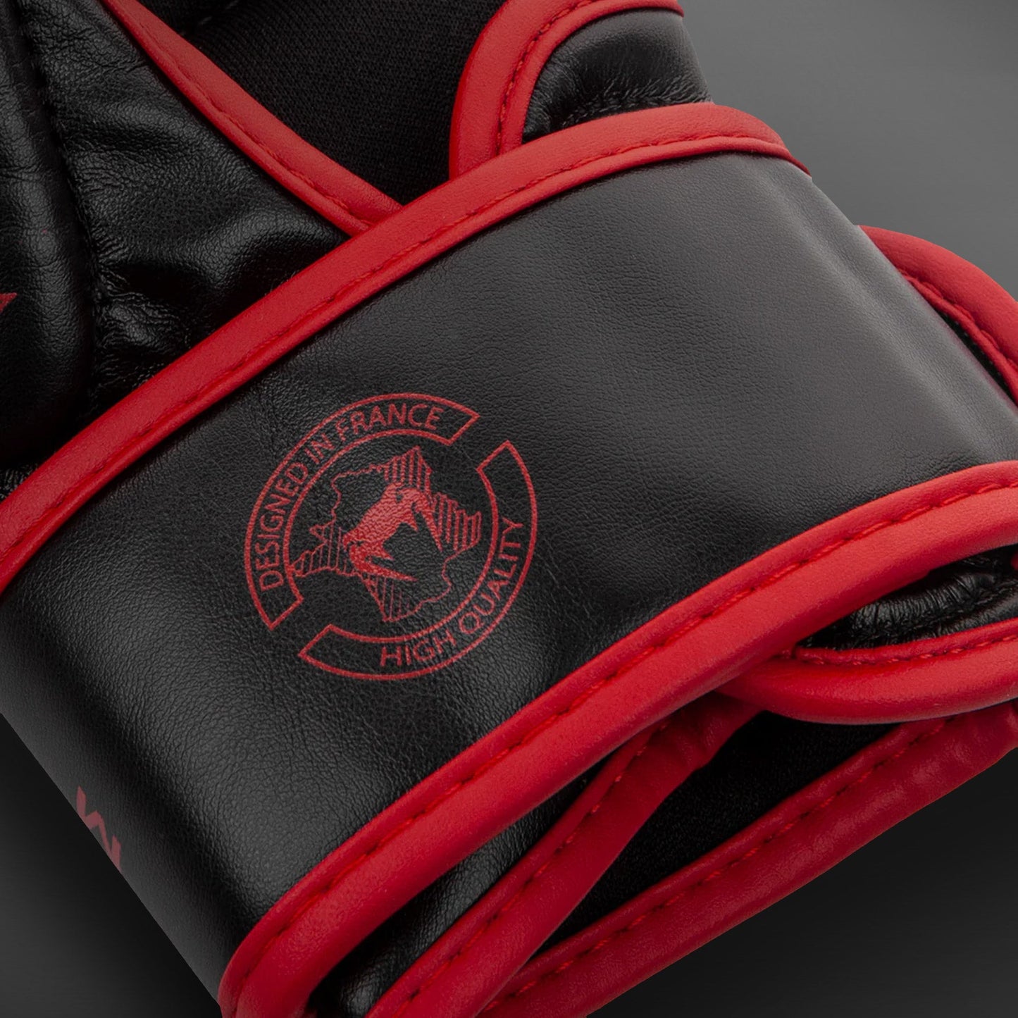 Venum Challenger 3.0 Sparring Gloves - Black/red