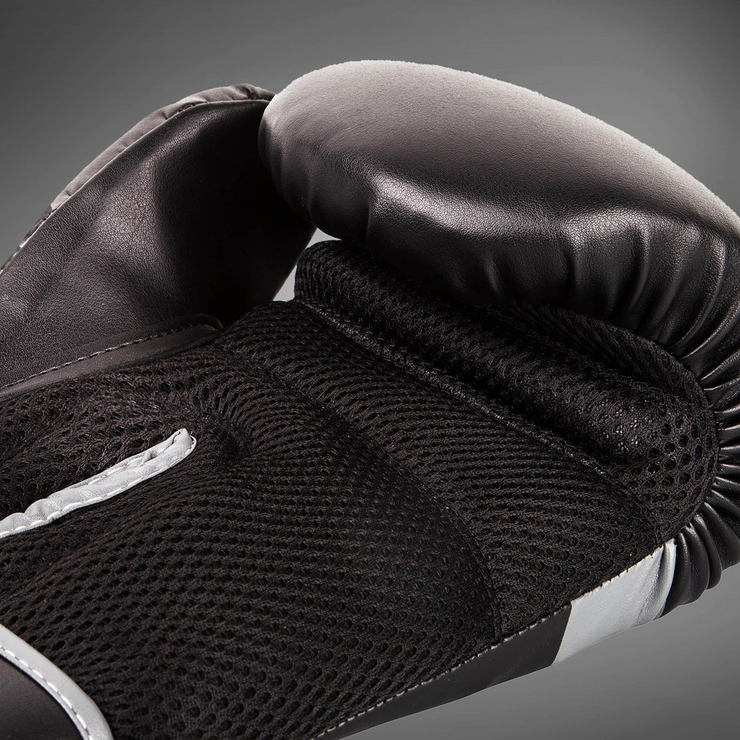 Ringhorns Charger Boxing Gloves - Black