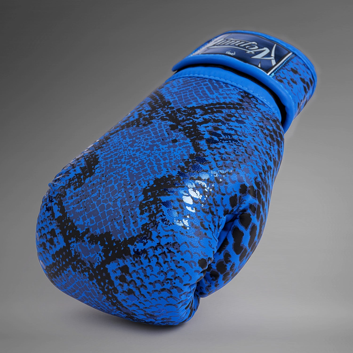 VENUM Amazonia Boxing Gloves - Ultramarine Blue - Venum
