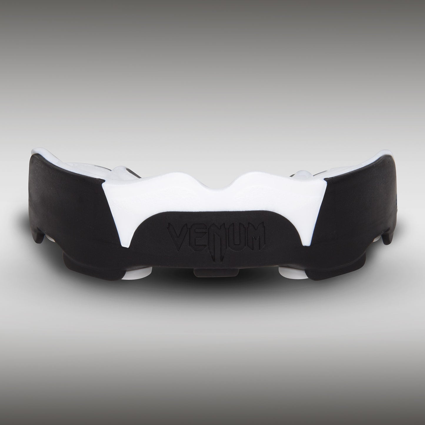 Venum Predator Mouthguard - Black/White