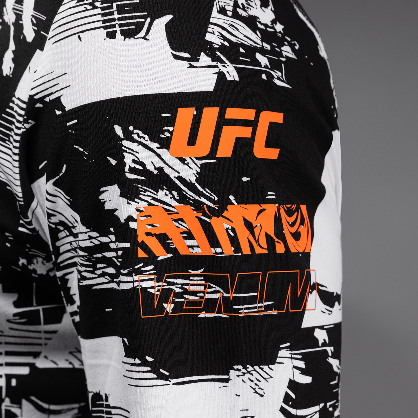 Men's UFC Zenith by Venum White Authentic Fight Week Long Sleeve T-Shirt