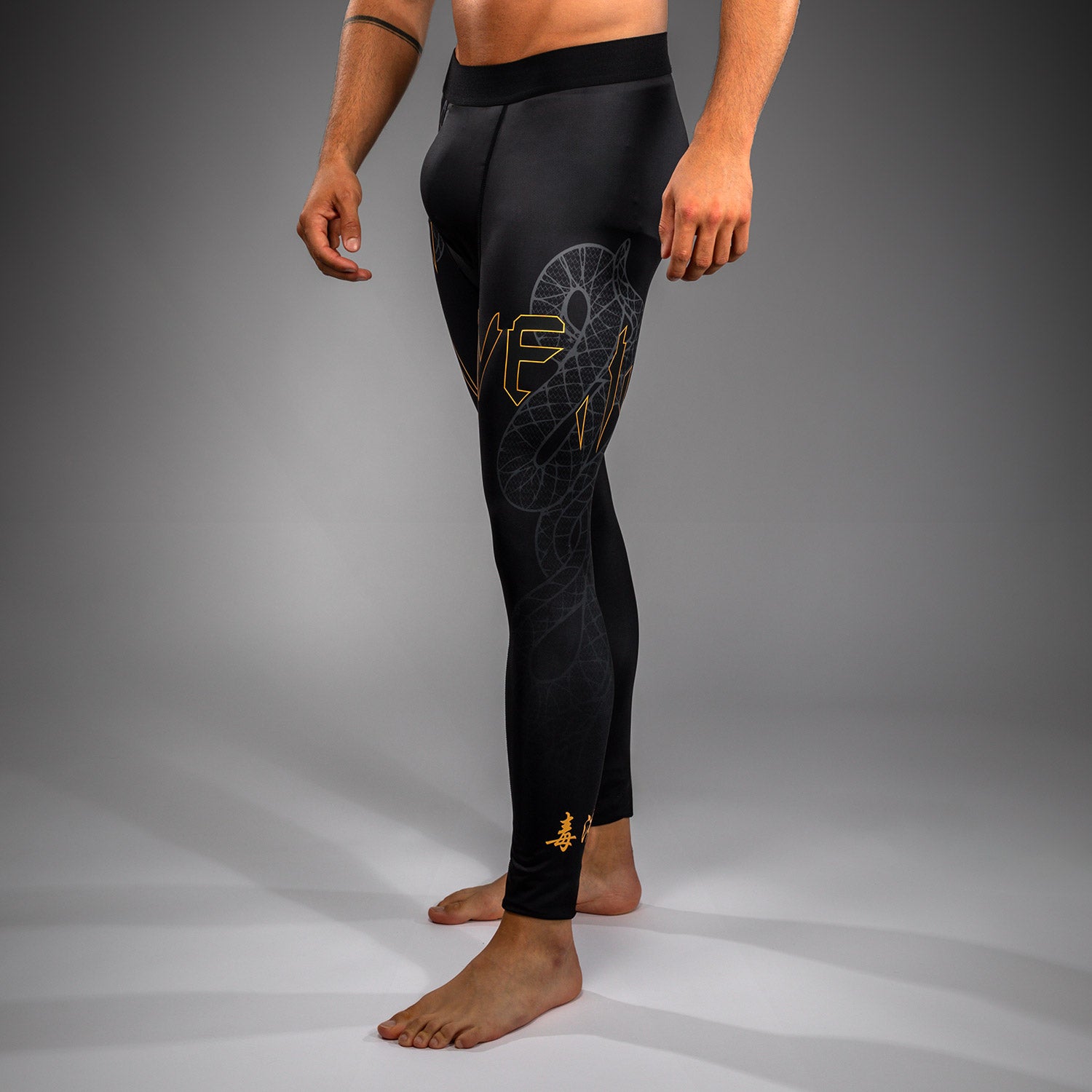 Venum Serpenti Spats - Black/Silver/Gold - Venum