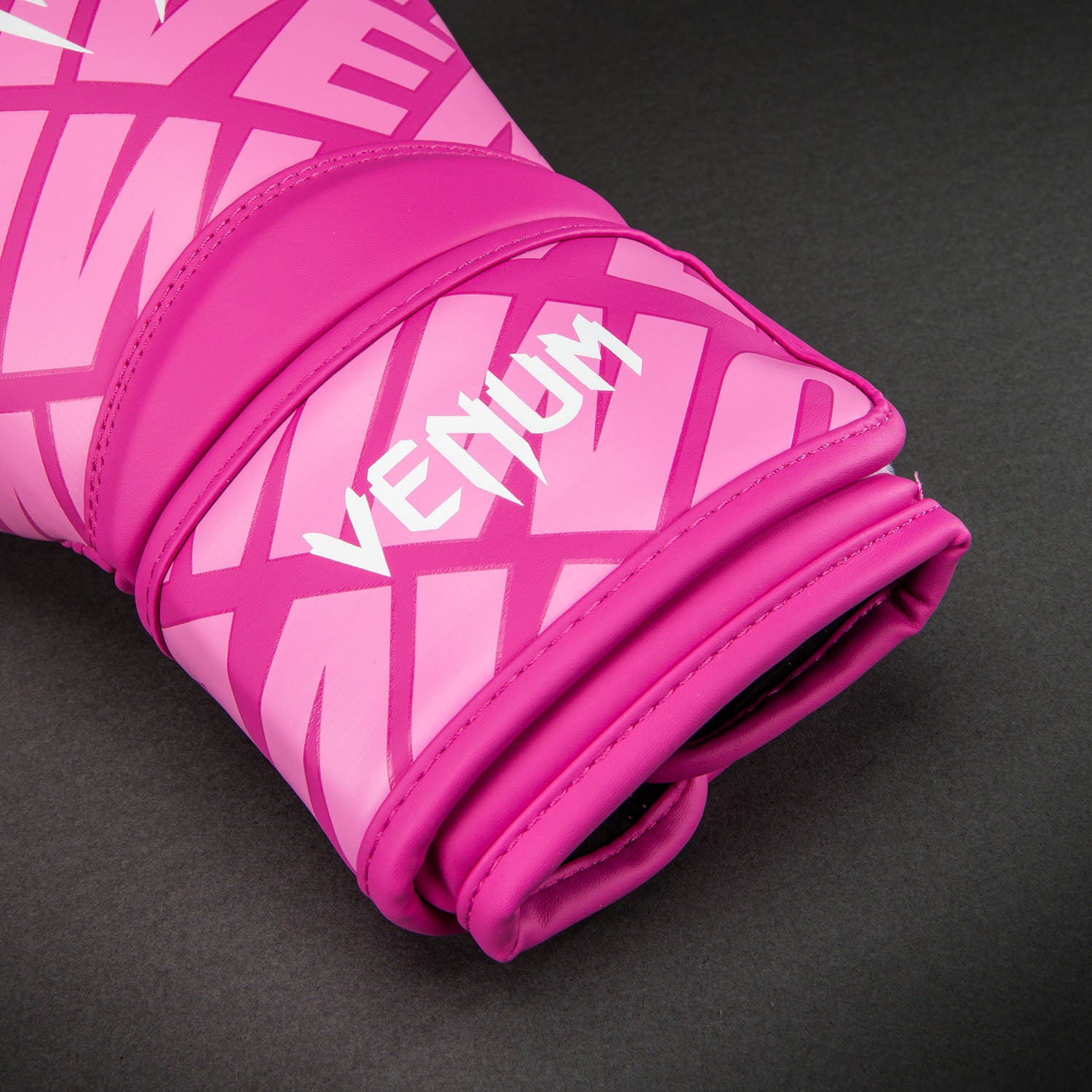 Venum Contender 1.5 XT 3D Boxing Gloves - Candy Pink/ White - Venum