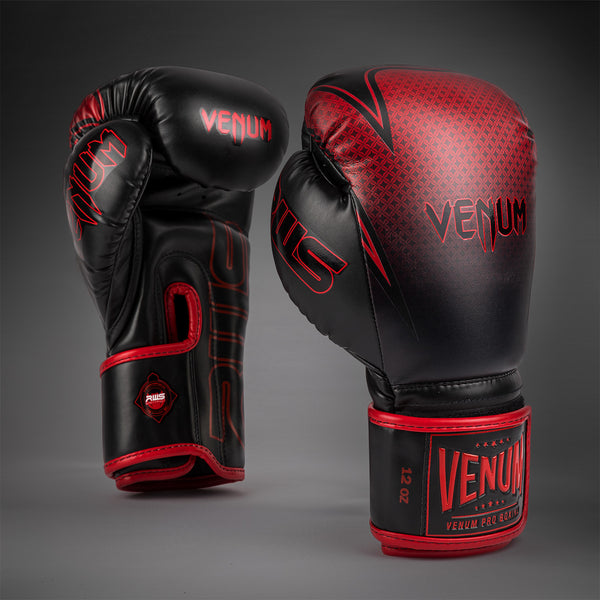 Venum RWS ボクシンググローブ 10oz 黒/赤 Venum x RWS 2.0 Boxing Gloves - Black/Red - Venum