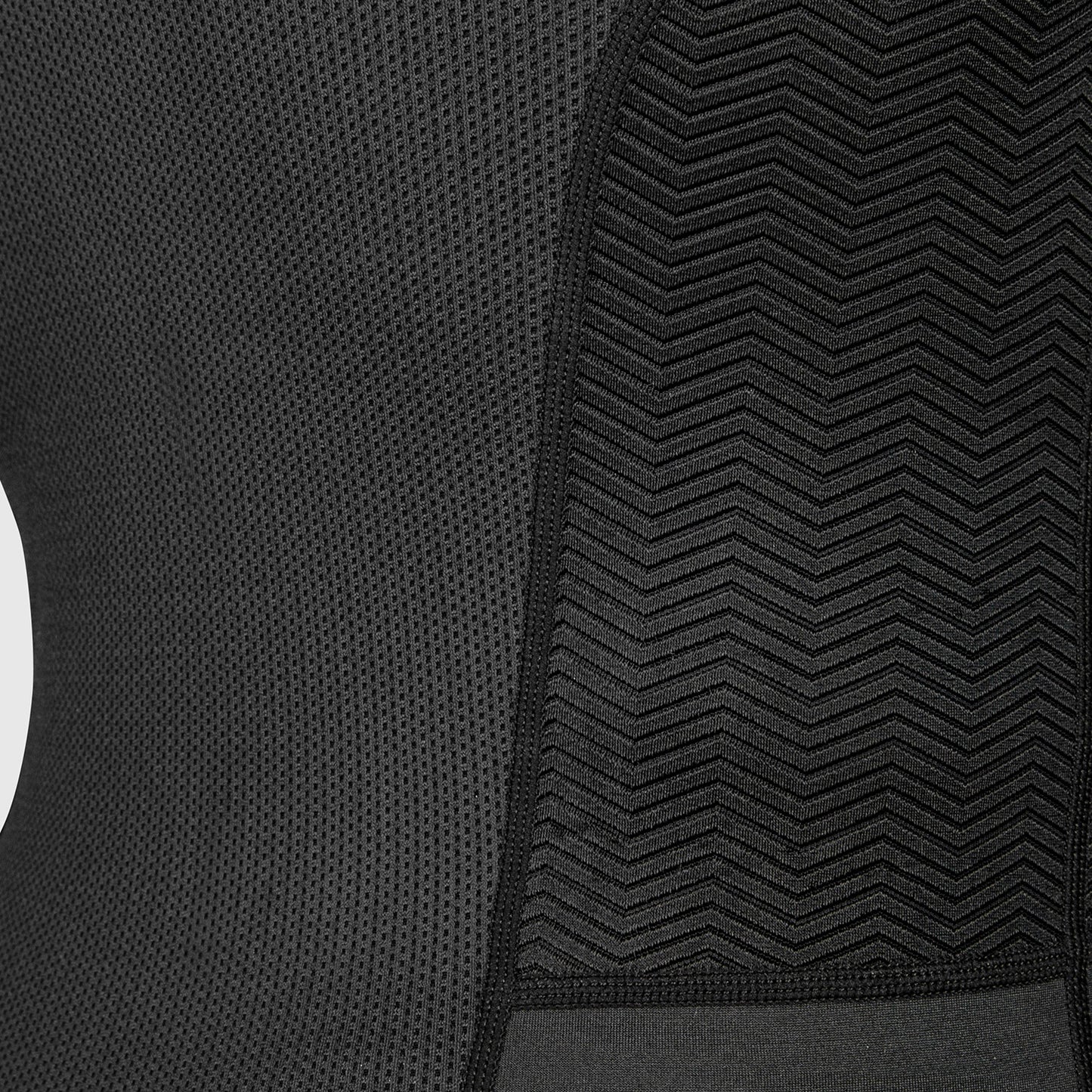 Venum G-Fit Rashguard - Short Sleeves - Black