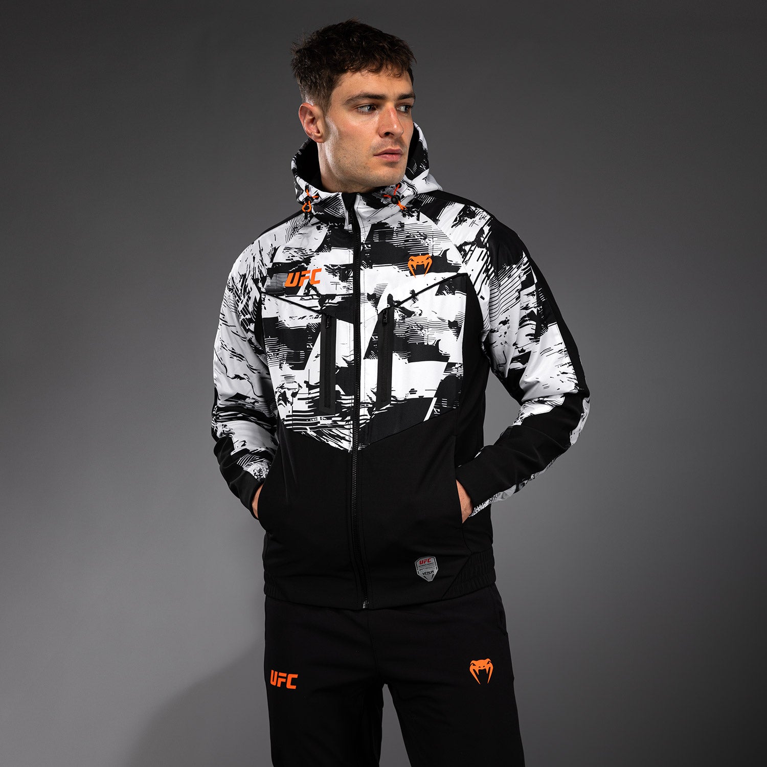 UFC セットアップ Men's UFC Zenith by Venum White Authentic Fight Week Zip Hoodie