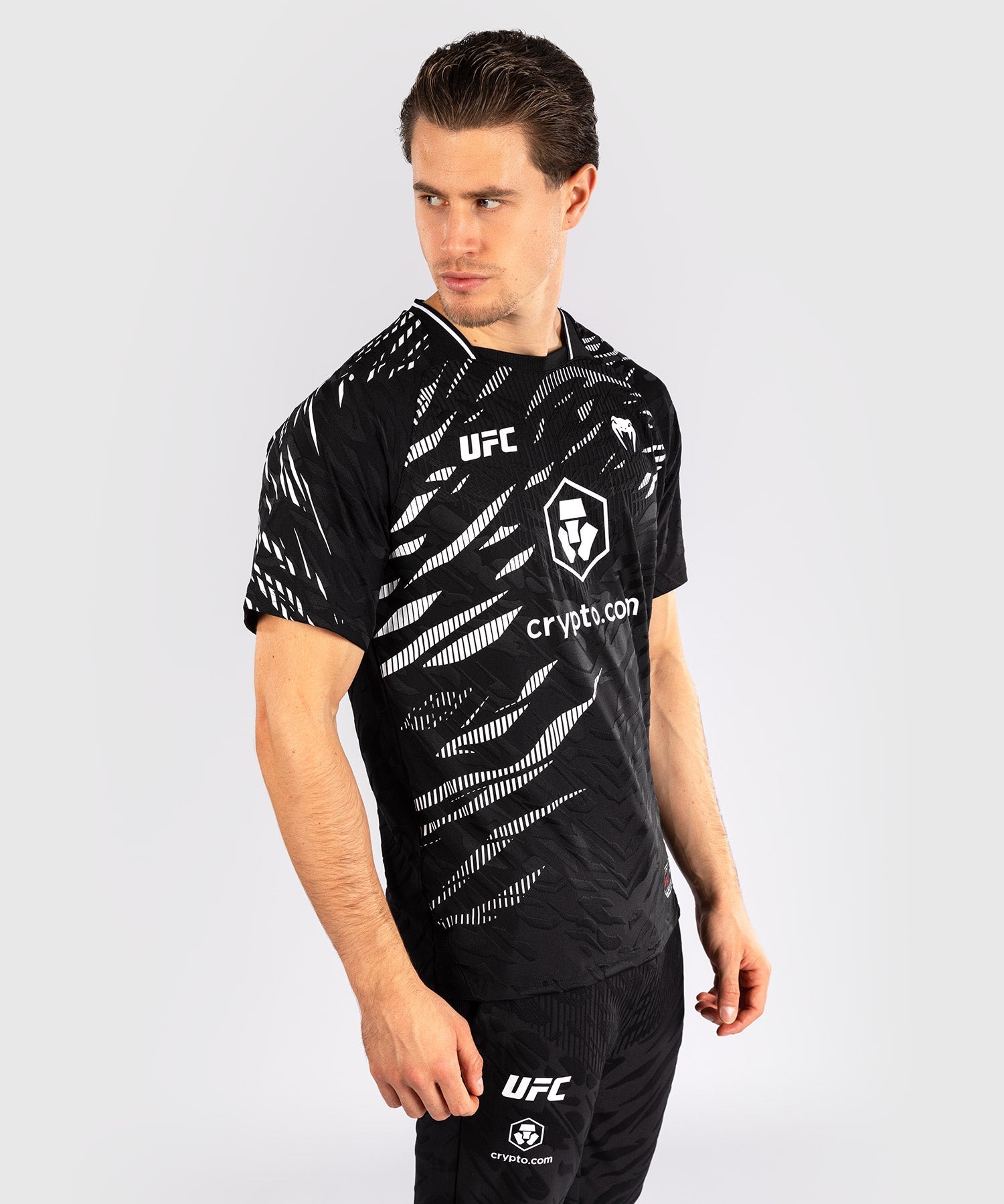 正規品 Venum ヴェナム UFC シャツ M UFC Fusion by Venum Personalized Authentic Fight Night Men's Walkout