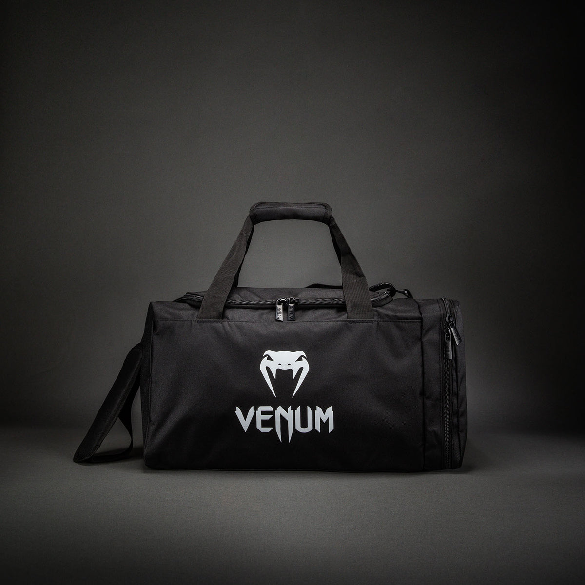 Venum Essential Sports Bag (26L) - Black