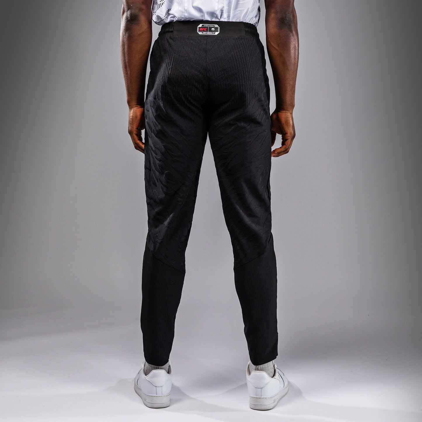 UFC Fusion by Venum Authentic Fight Night Men’s Walkout Pant - Black