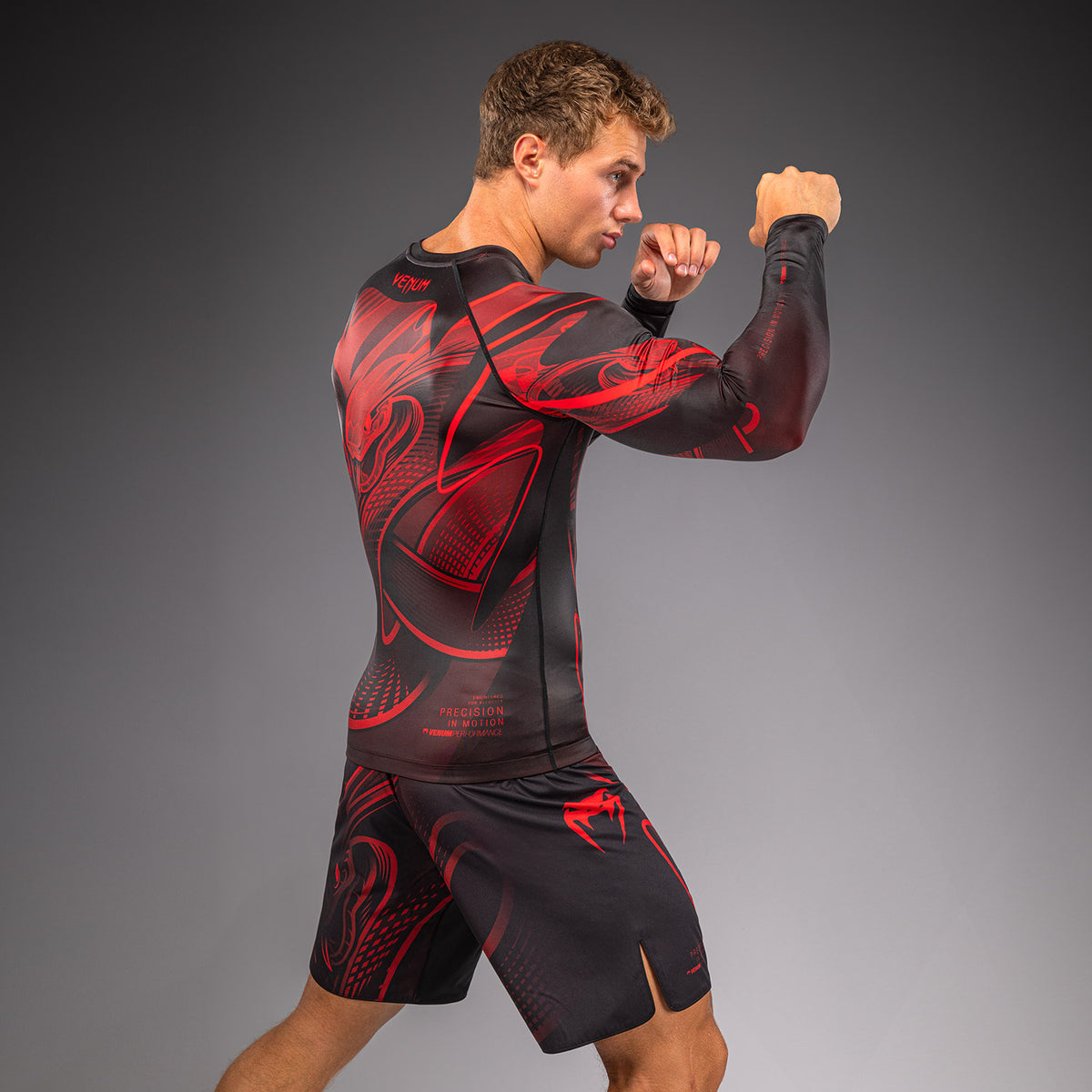 Crimson Viper 2.0 Long Sleeve Rashguard Black/Red
