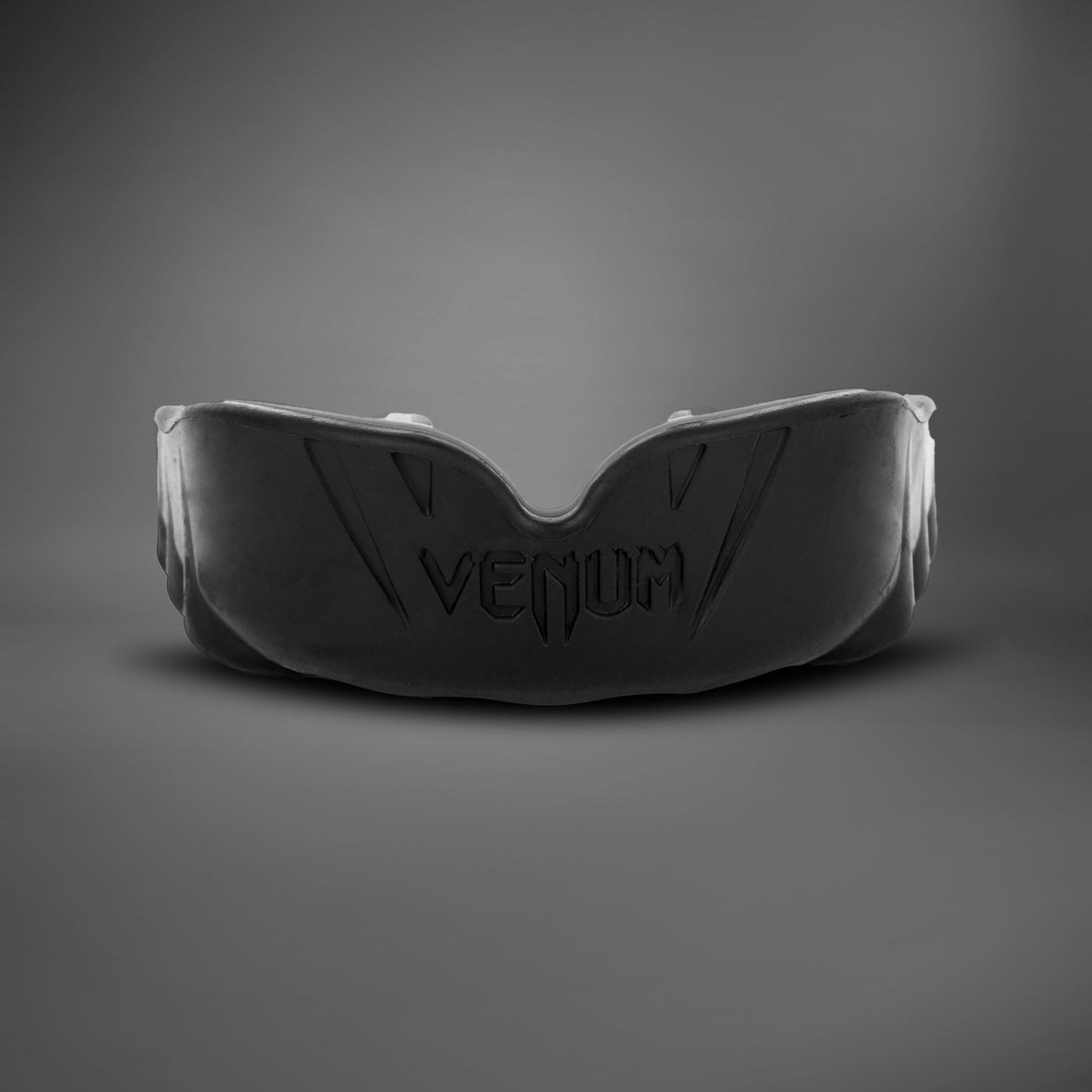 Venum Challenger Mouthguard - Black