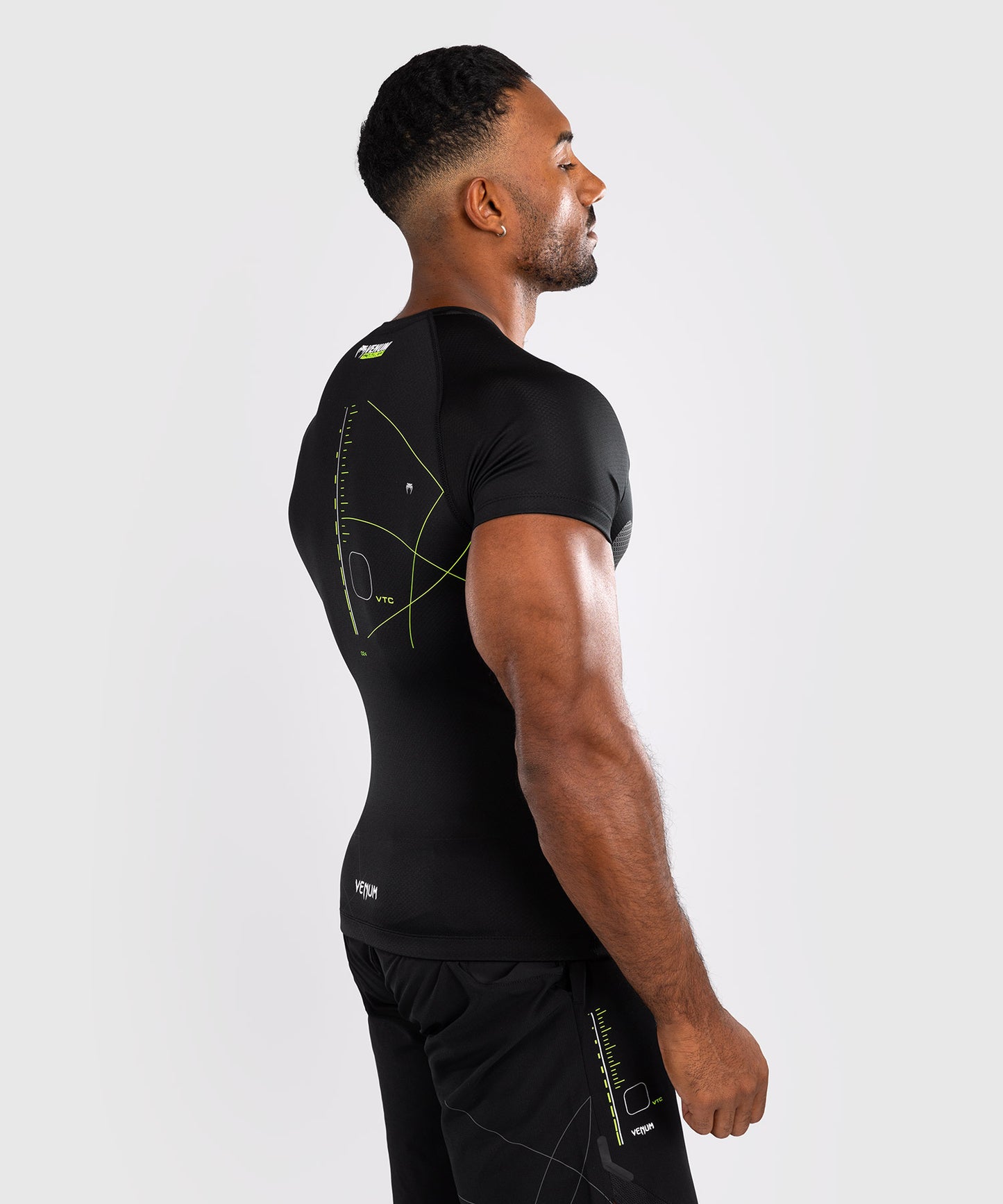 Venum Training Camp 4.0 Short Sleeve Rashguard - Black/Neon Green