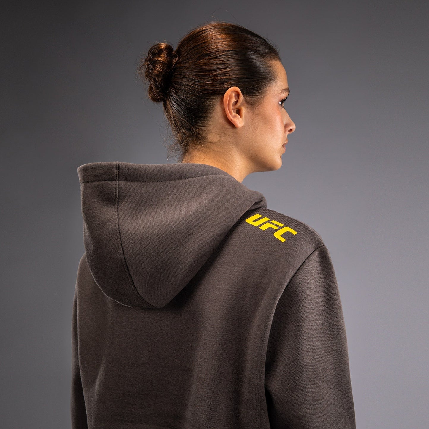UFC Fusion by Venum Fight Week Women’s Pullover Hoodie - Solid Earthen Brown
