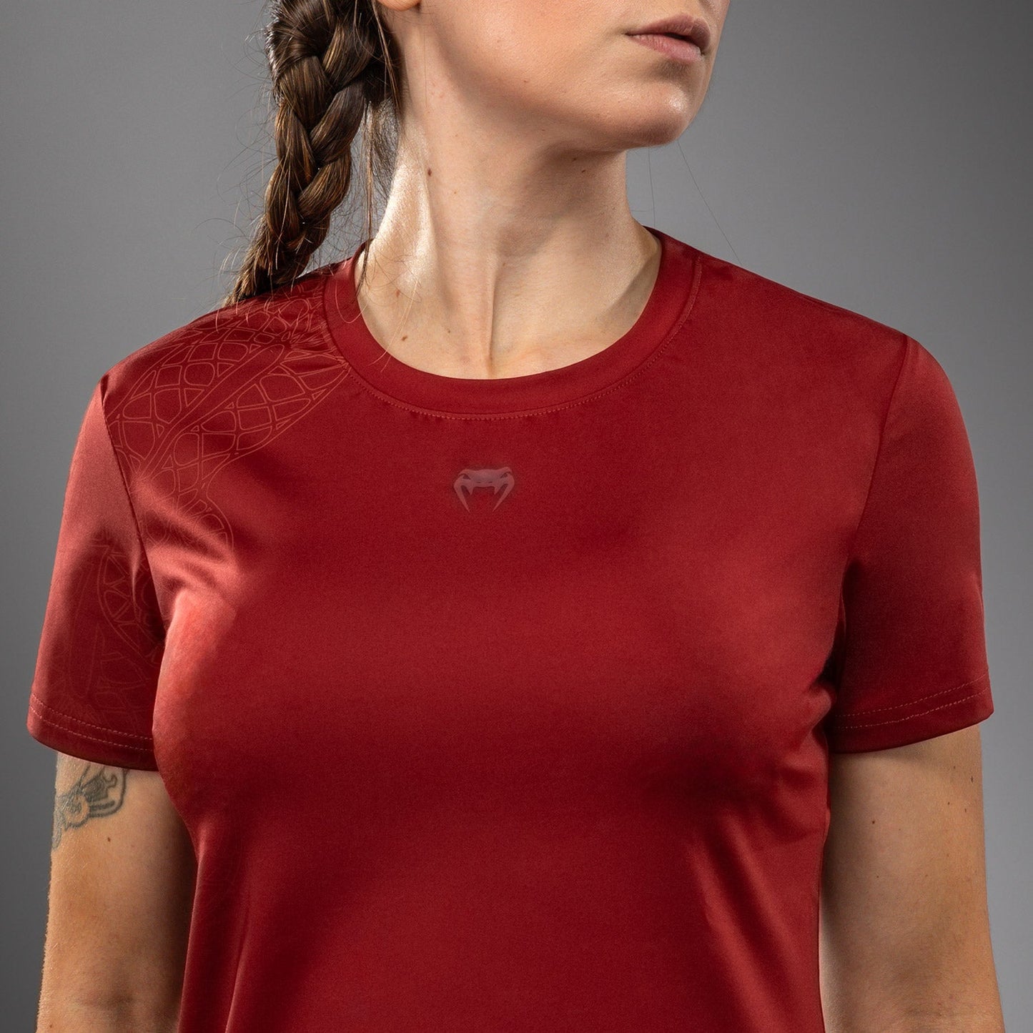 Venum Serpenti Women’s Dry-Tech T-Shirt - Burgundy/Ivory