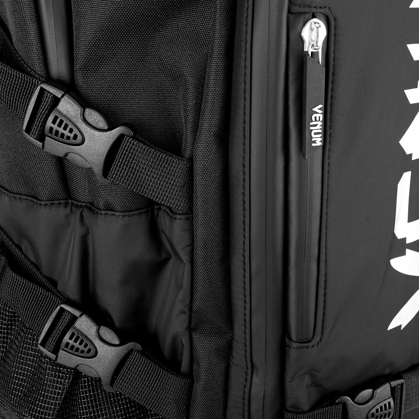 Venum Challenger Xtrem Evo BackPack - Black/White