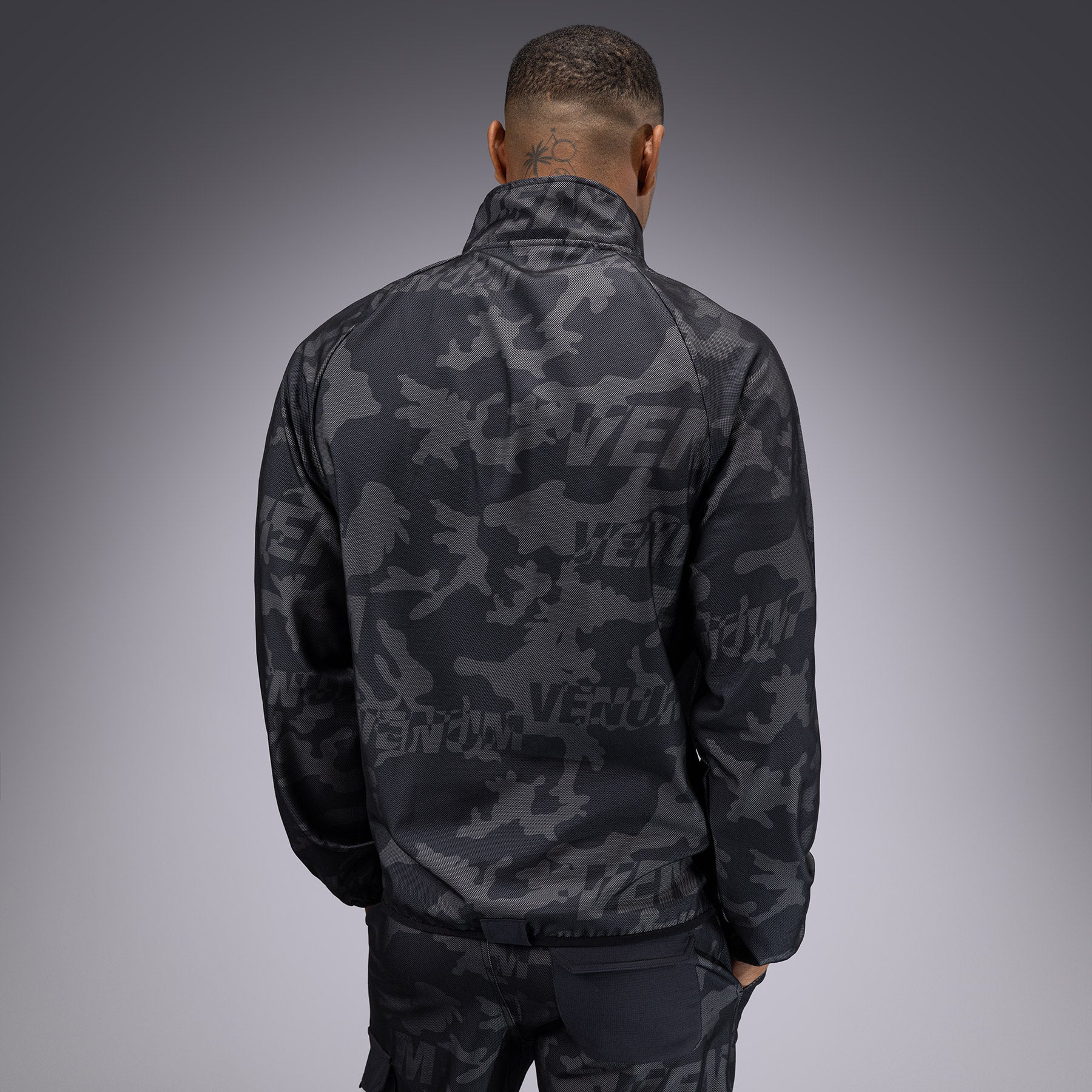 Venum Trooper Men's Half-Zip Jacket - Black/Dark Charcoal