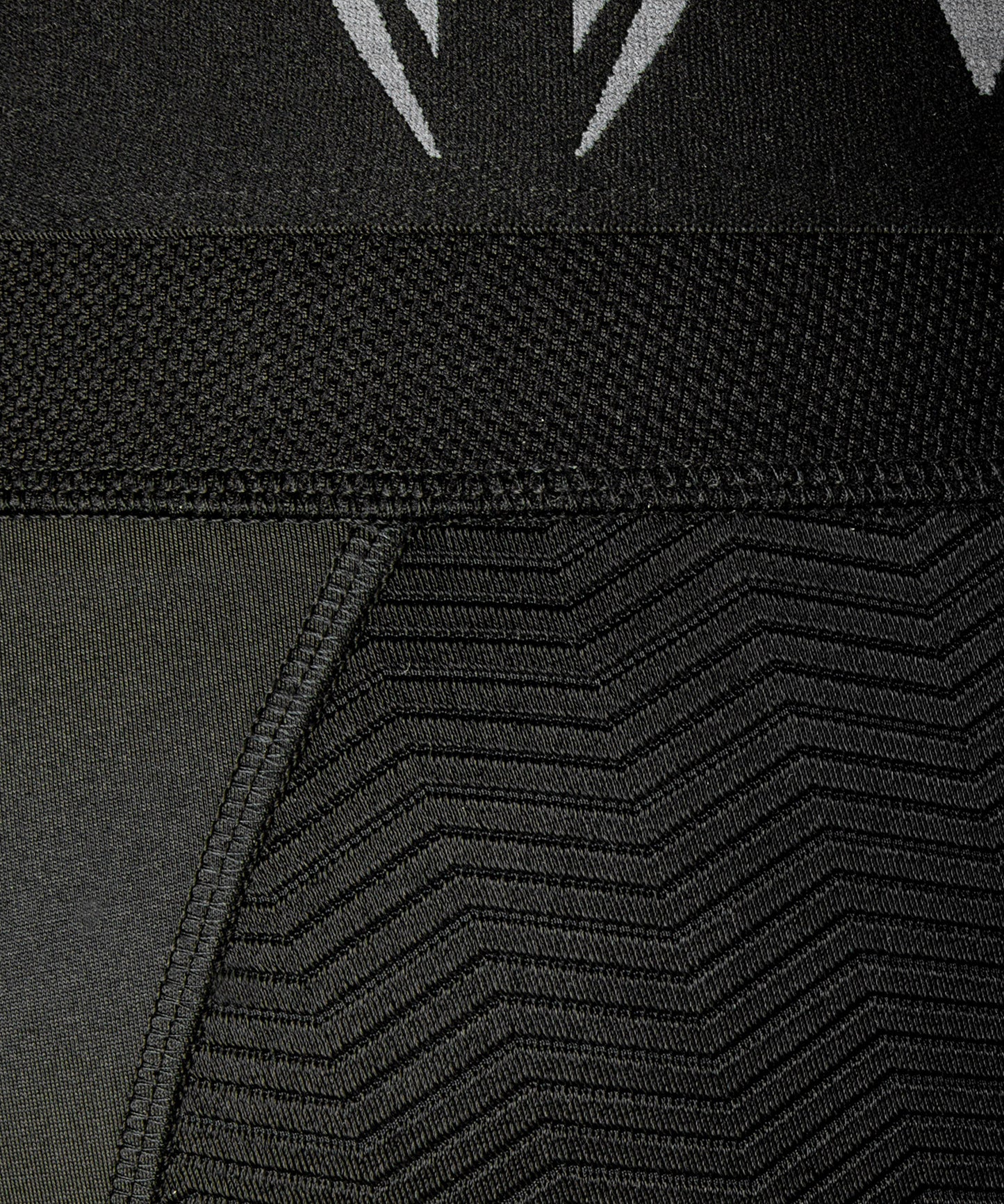 Venum G-Fit Compression Shorts - Black
