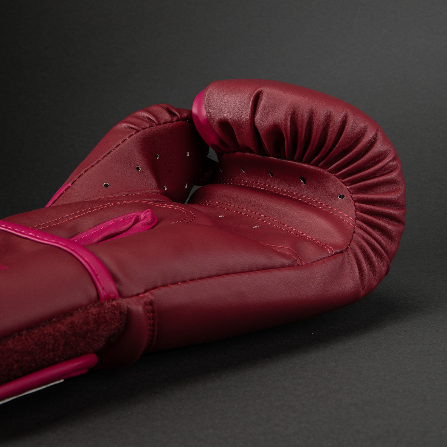 Venum Challenger 2.5 Boxing Gloves – Rasberry Pink - Venum