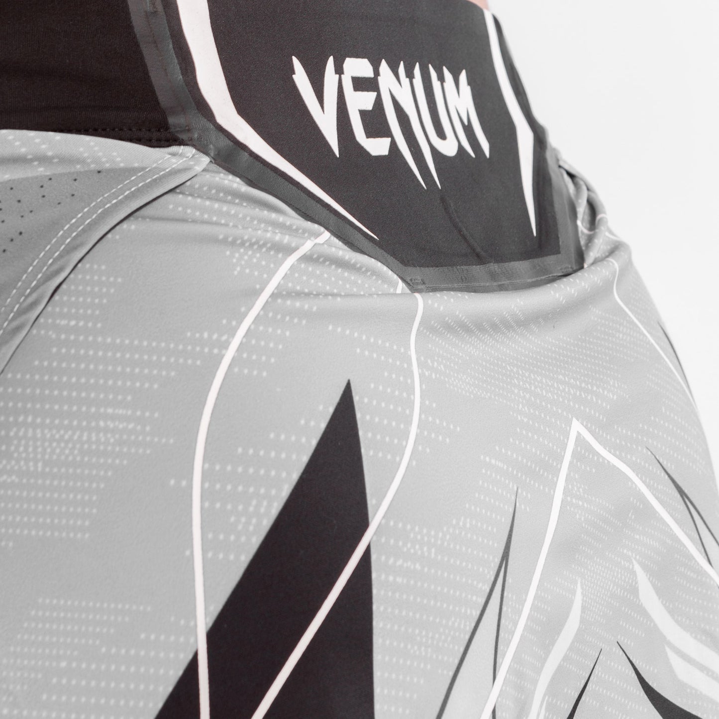 UFC Venum Authentic Fight Night Women's Skort - White