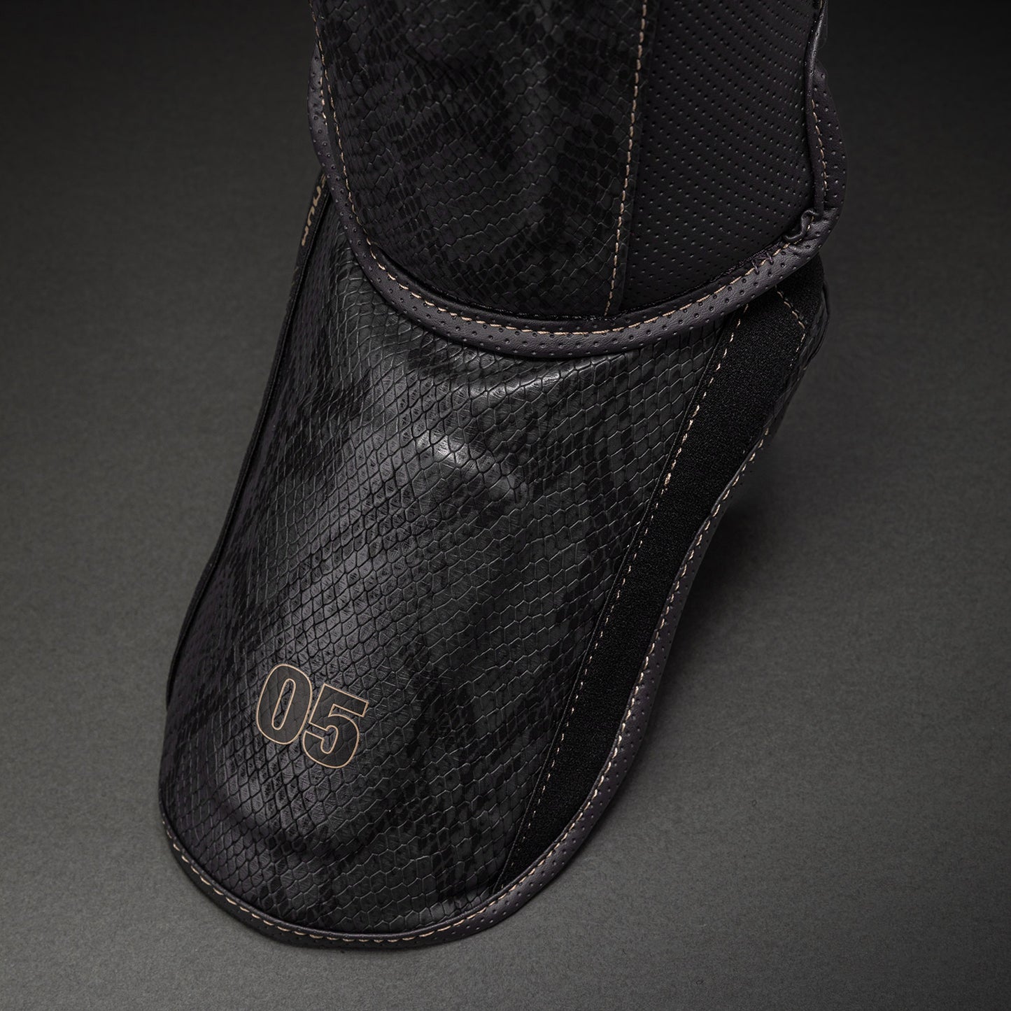 Venum Impact Evo Scales Shin Guards - Dark Grey