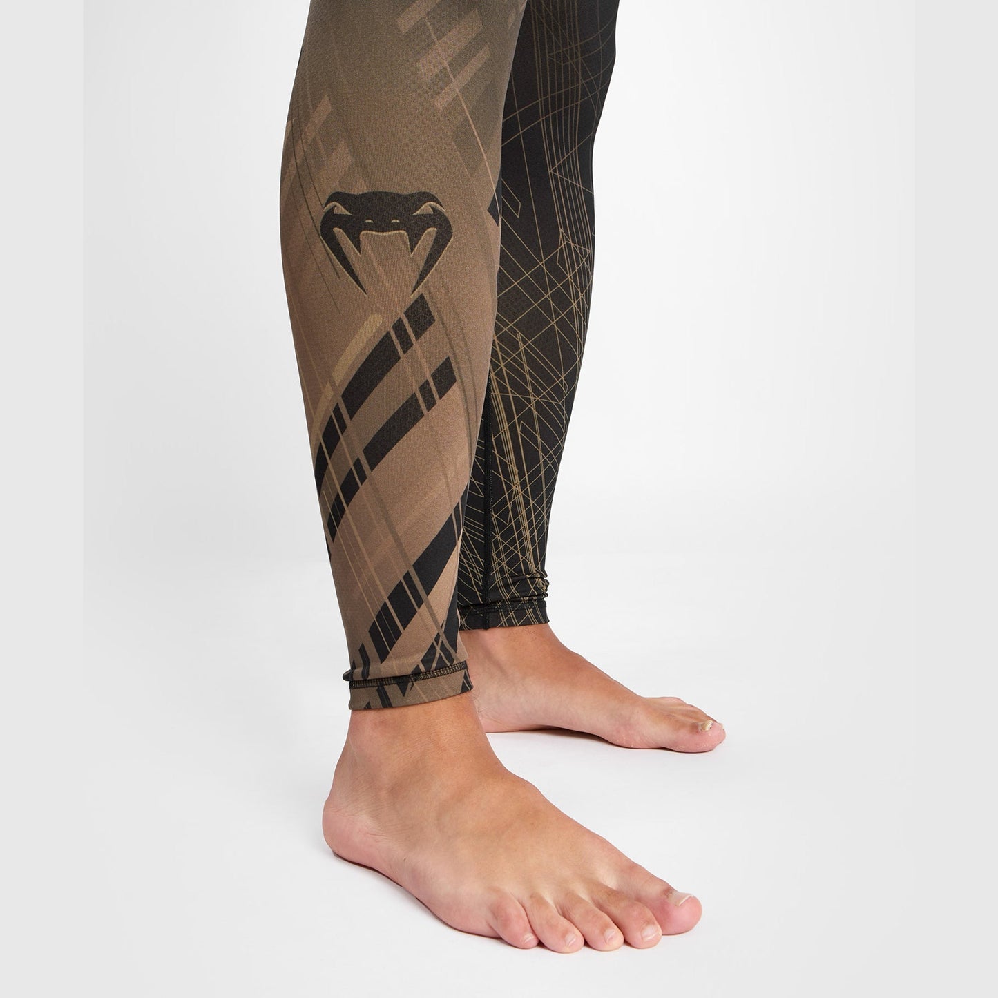 Venum Gorilla Jungle Spats - Black/Sand