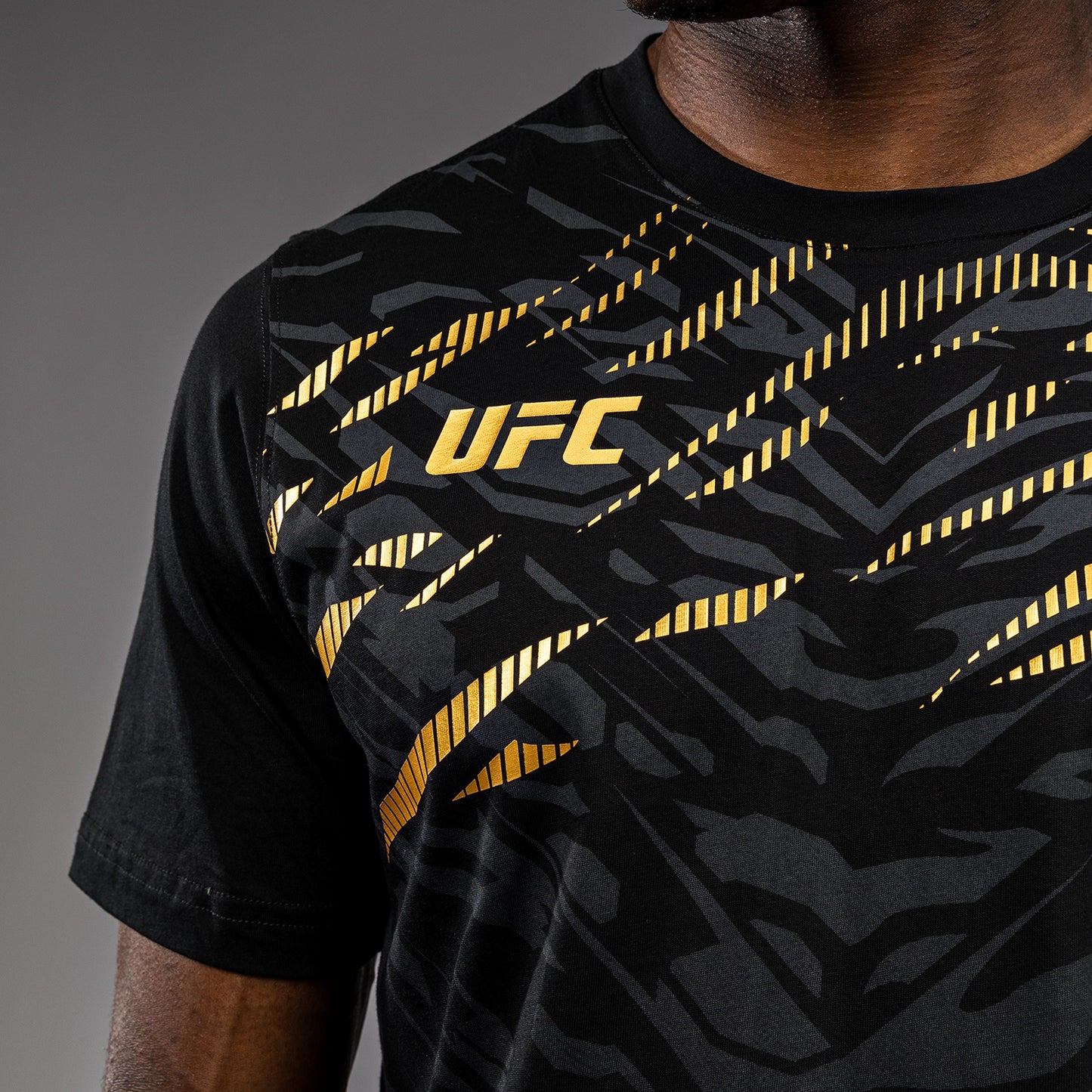 UFC Fusion by Venum Men’s Replica Short Sleeve T-Shirt - Champion