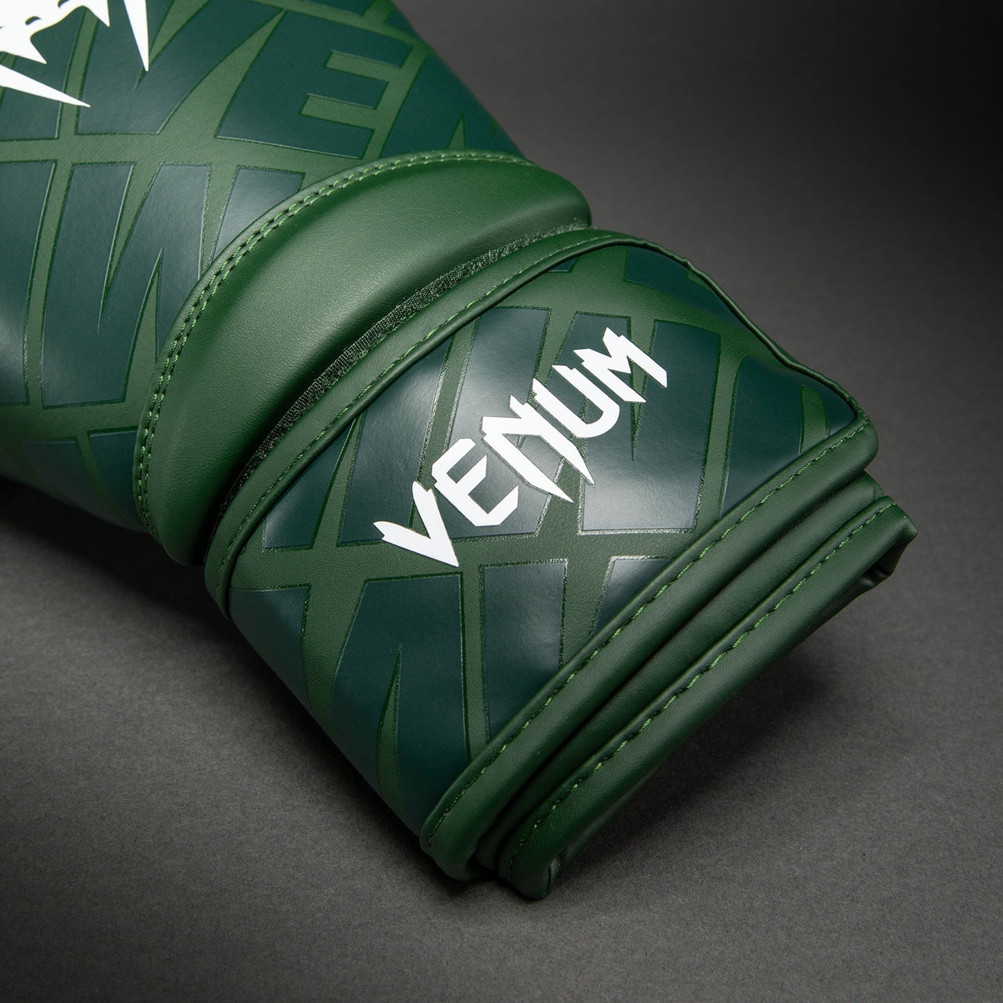 Venum Contender 1.5 XT 3D Boxing Gloves - Forest Green
